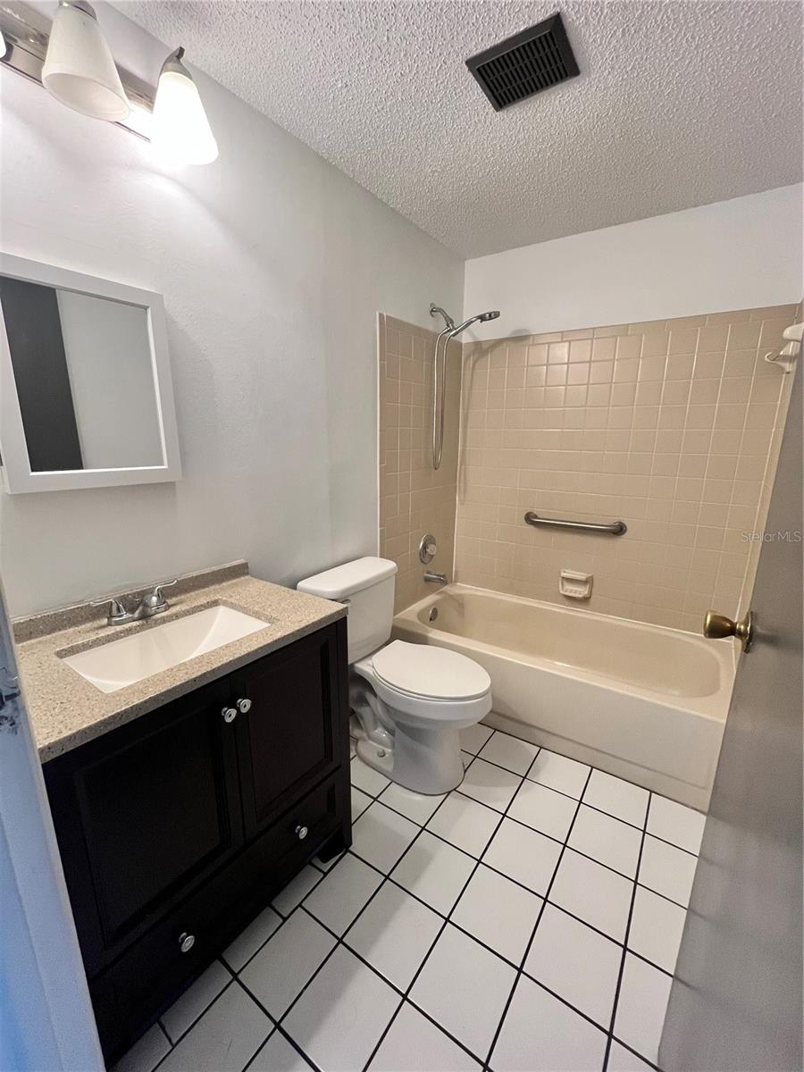 4918 SILVER OAKS VLG #F, ORLANDO, FL, 32808