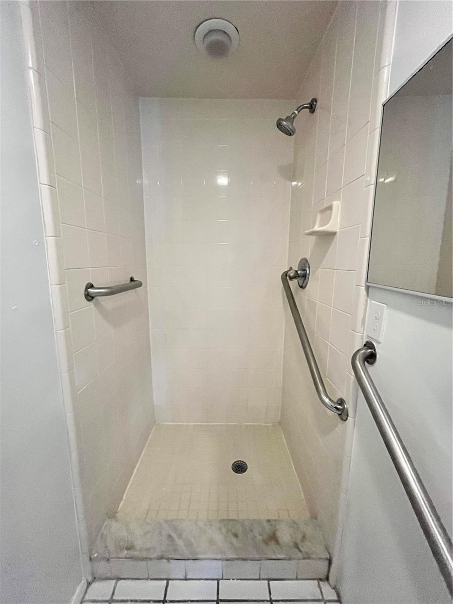4918 SILVER OAKS VLG #F, ORLANDO, FL, 32808