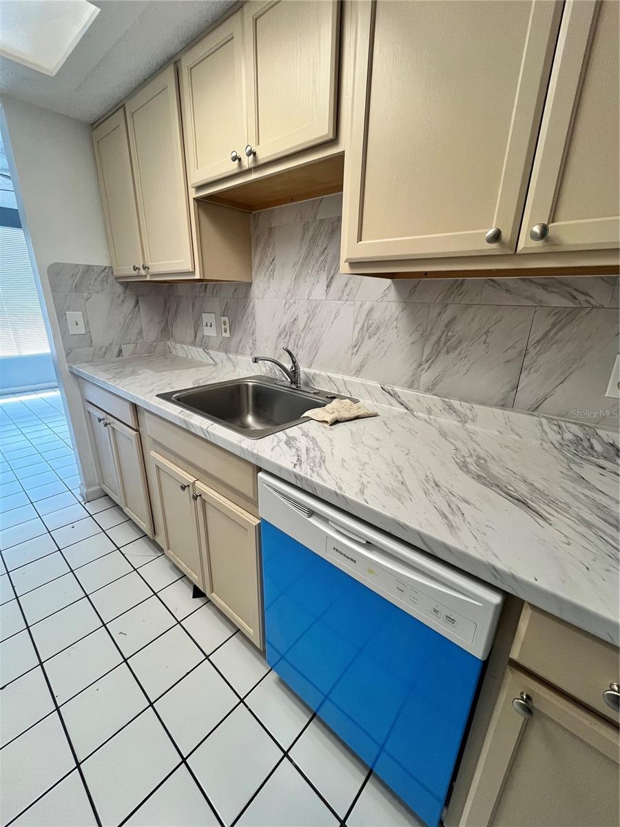 4918 SILVER OAKS VLG #F, ORLANDO, FL, 32808