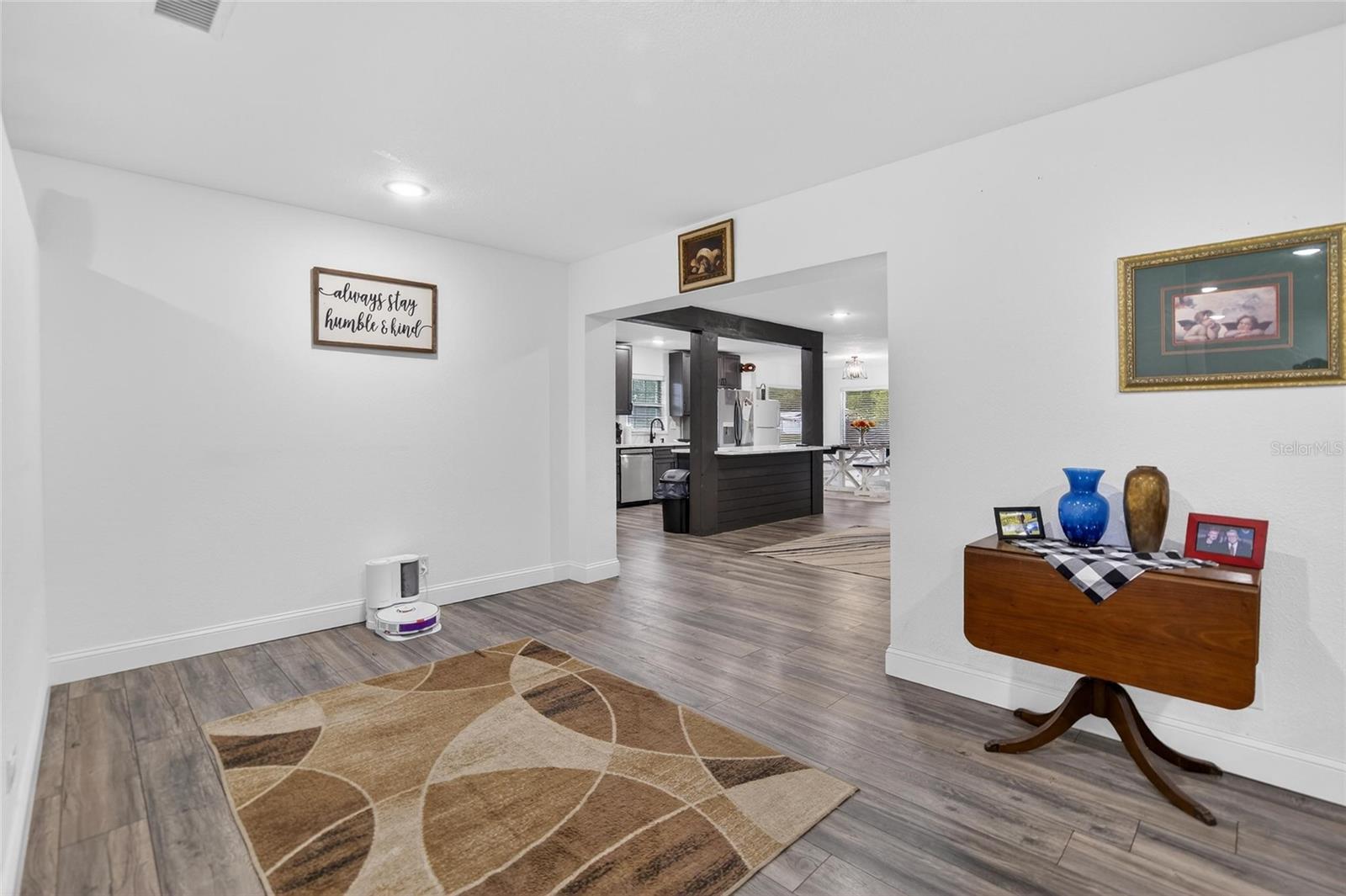 723 W PINEDALE DR, PLANT CITY, FL, 33563