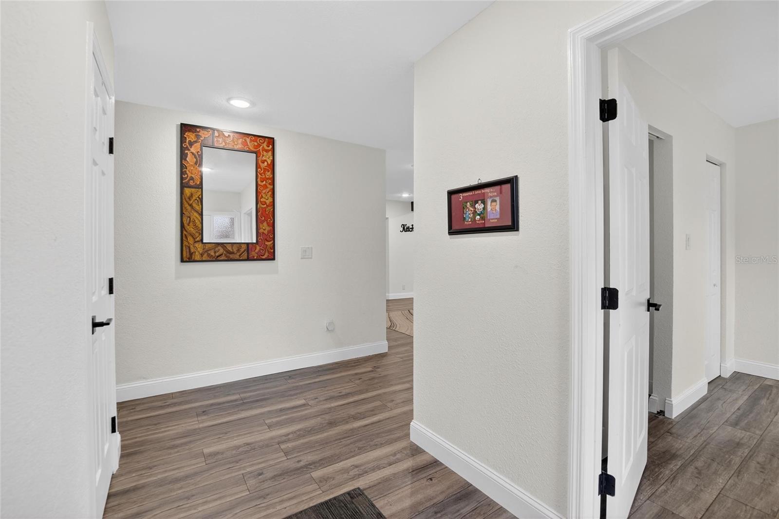 723 W PINEDALE DR, PLANT CITY, FL, 33563