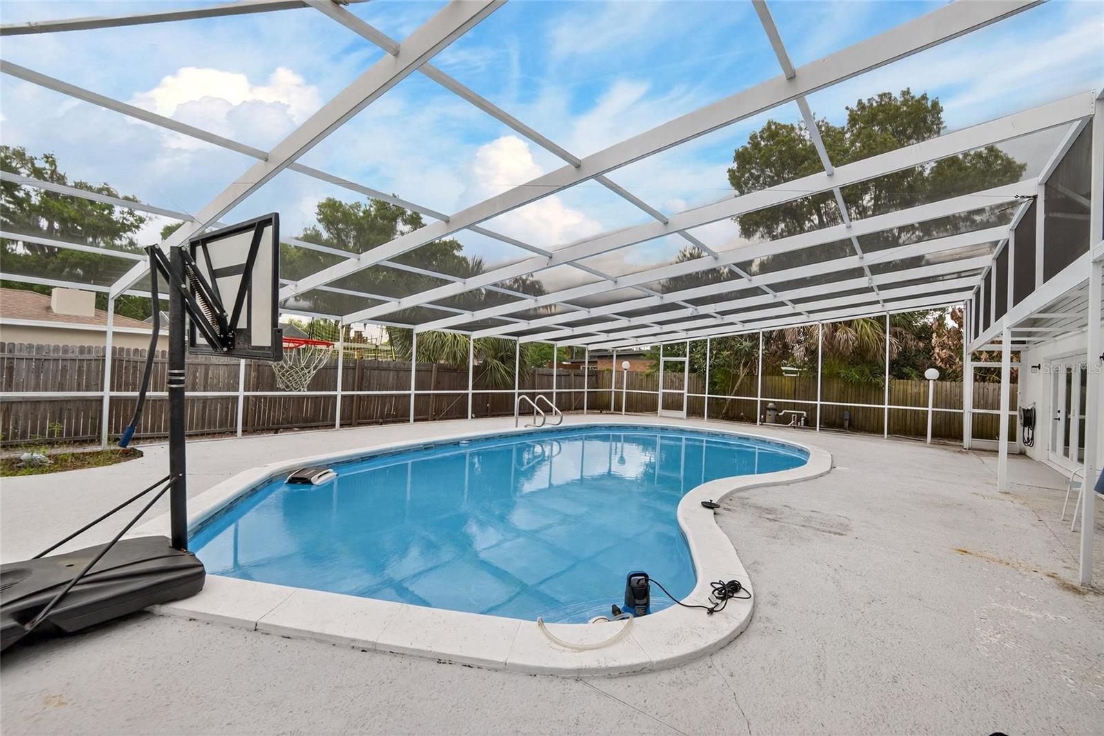 723 W PINEDALE DR, PLANT CITY, FL, 33563