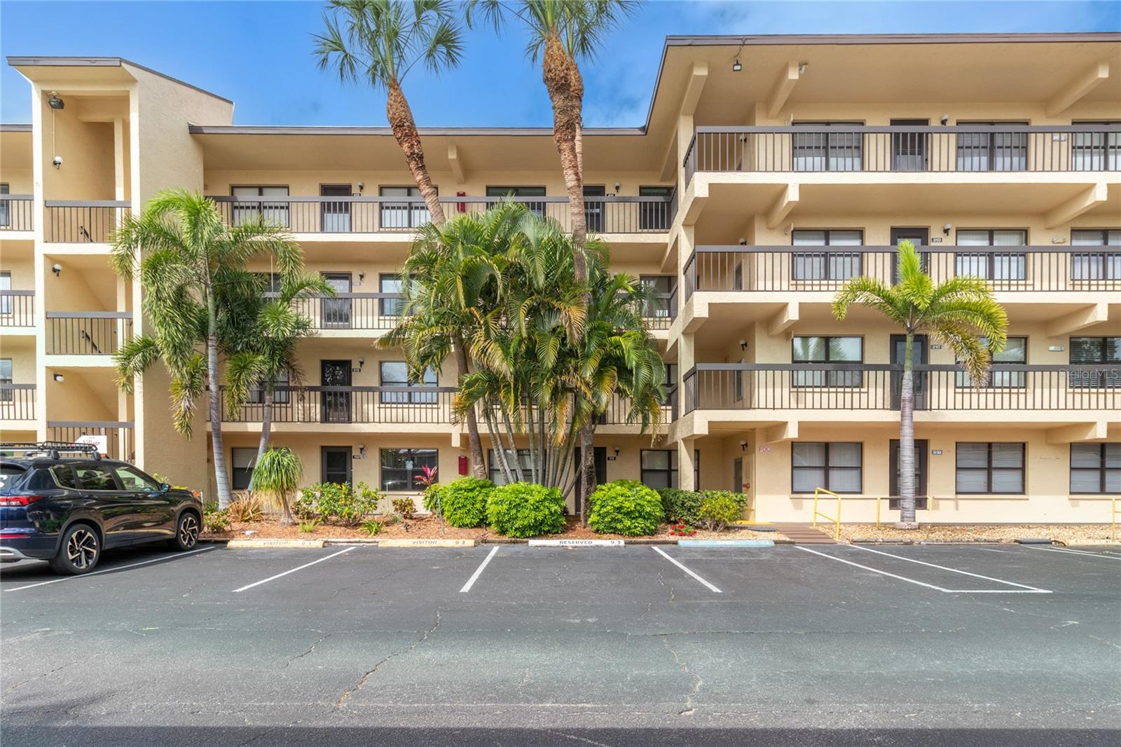 315 30TH AVE W #B411, BRADENTON, FL, 34205