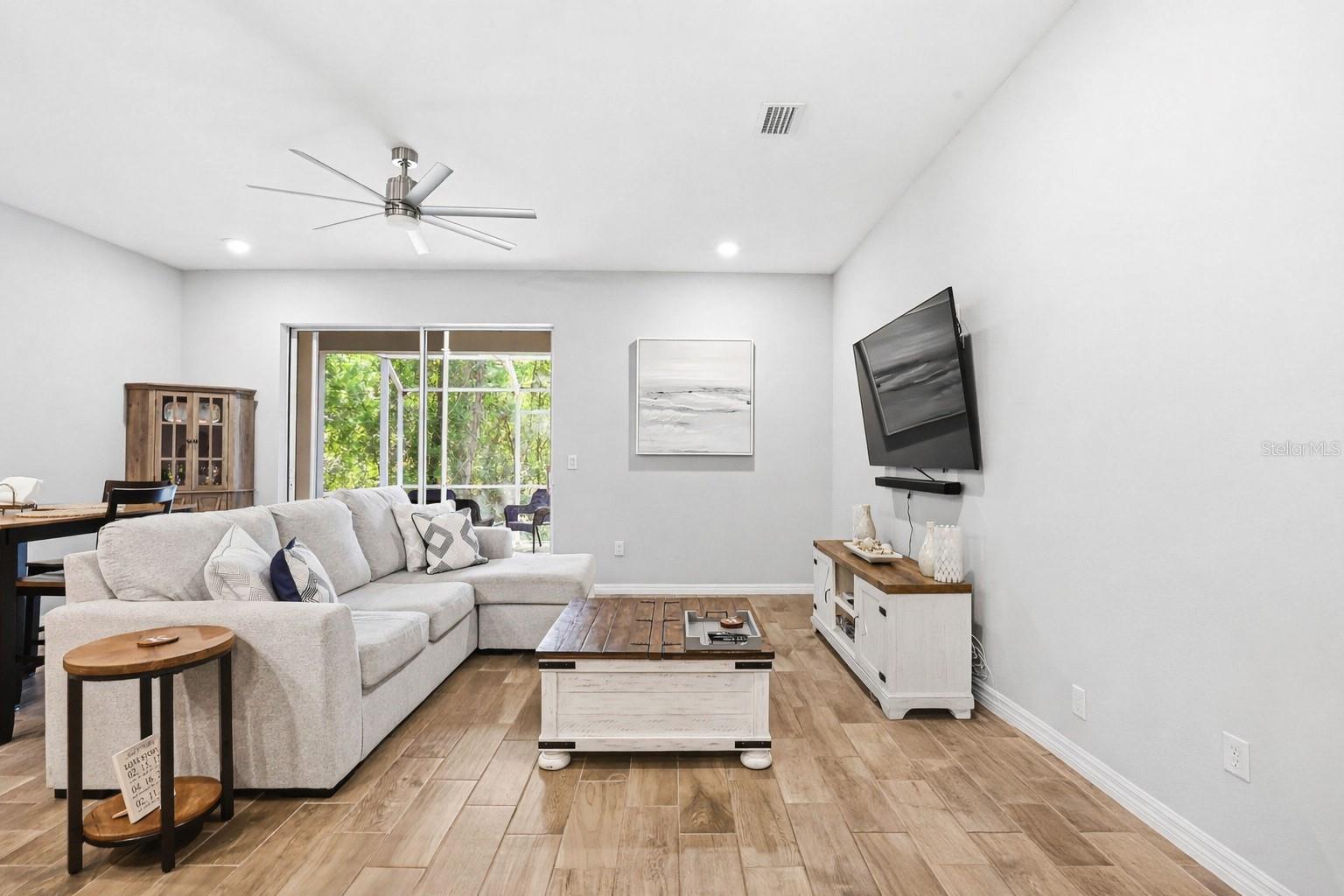 2818 GRAND KEMERTON PL, TAMPA, FL, 33618