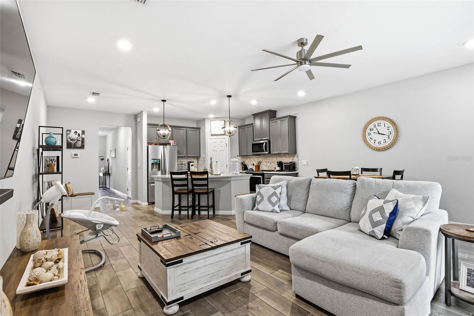 2818 GRAND KEMERTON PL, TAMPA, FL, 33618