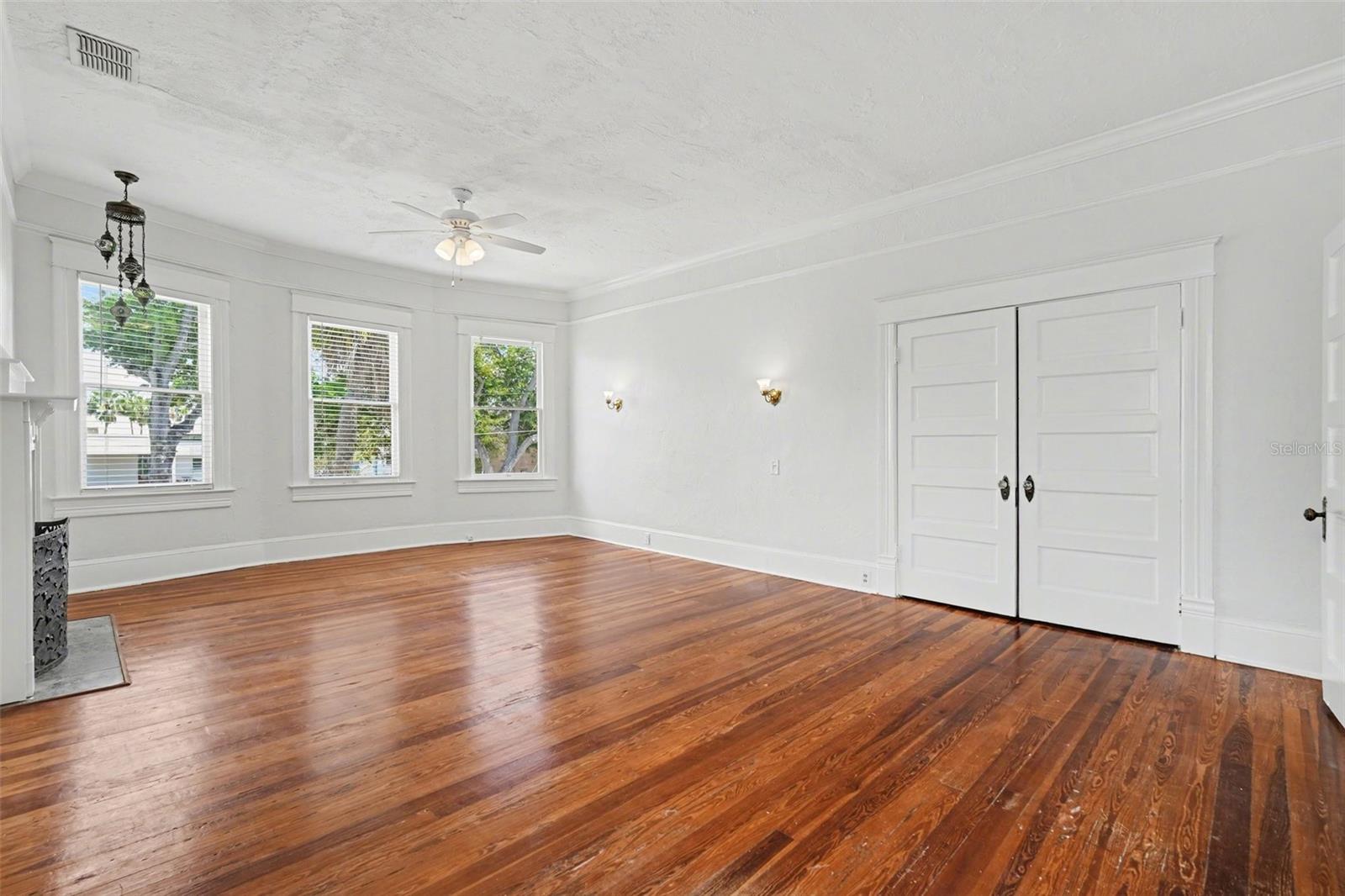 501 W EUCLID AVE, TAMPA, FL, 33602