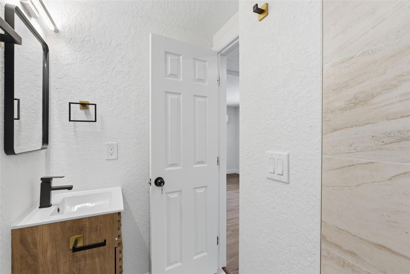 113 145TH AVE E #4, MADEIRA BEACH, FL, 33708