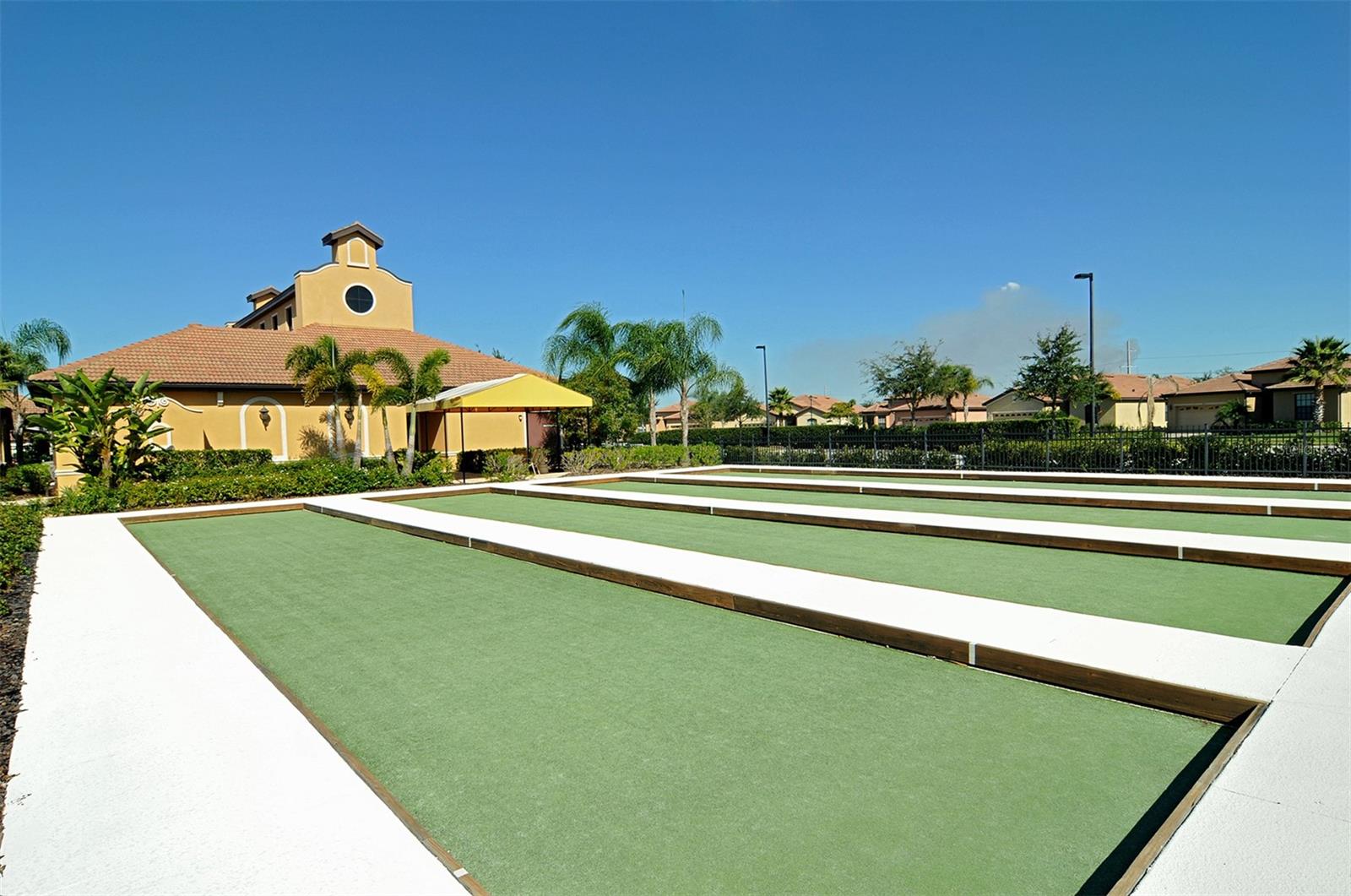 11121 CAMPAZZO DR, VENICE, FL, 34292