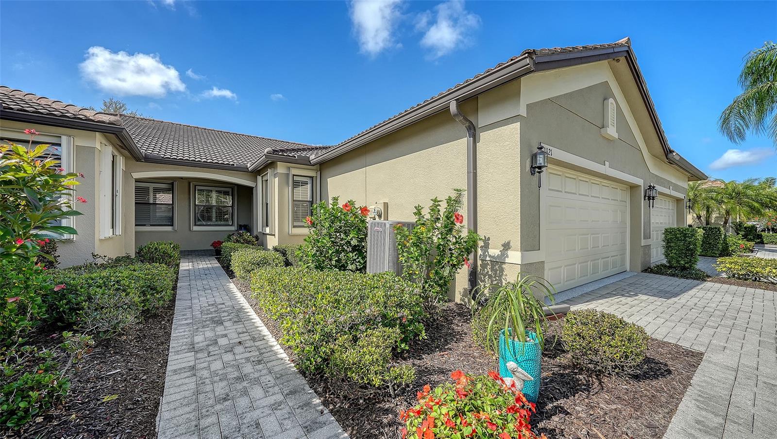 11121 CAMPAZZO DR, VENICE, FL, 34292