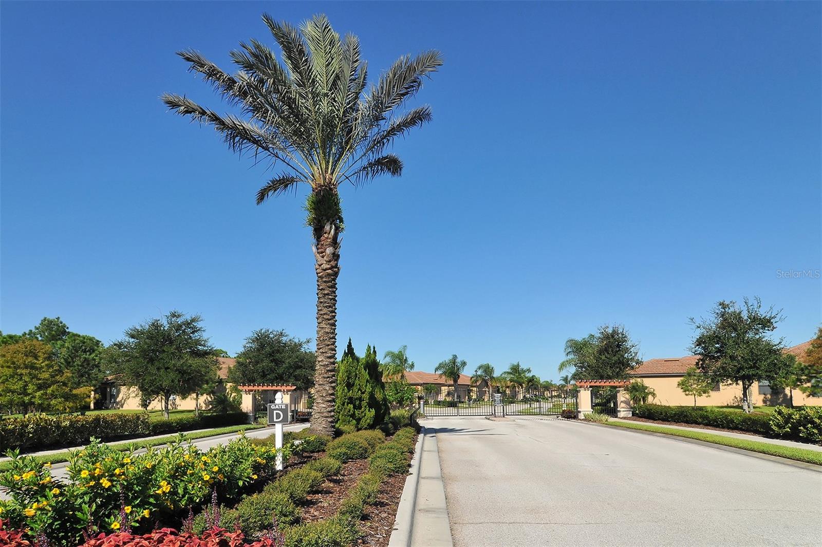 11121 CAMPAZZO DR, VENICE, FL, 34292
