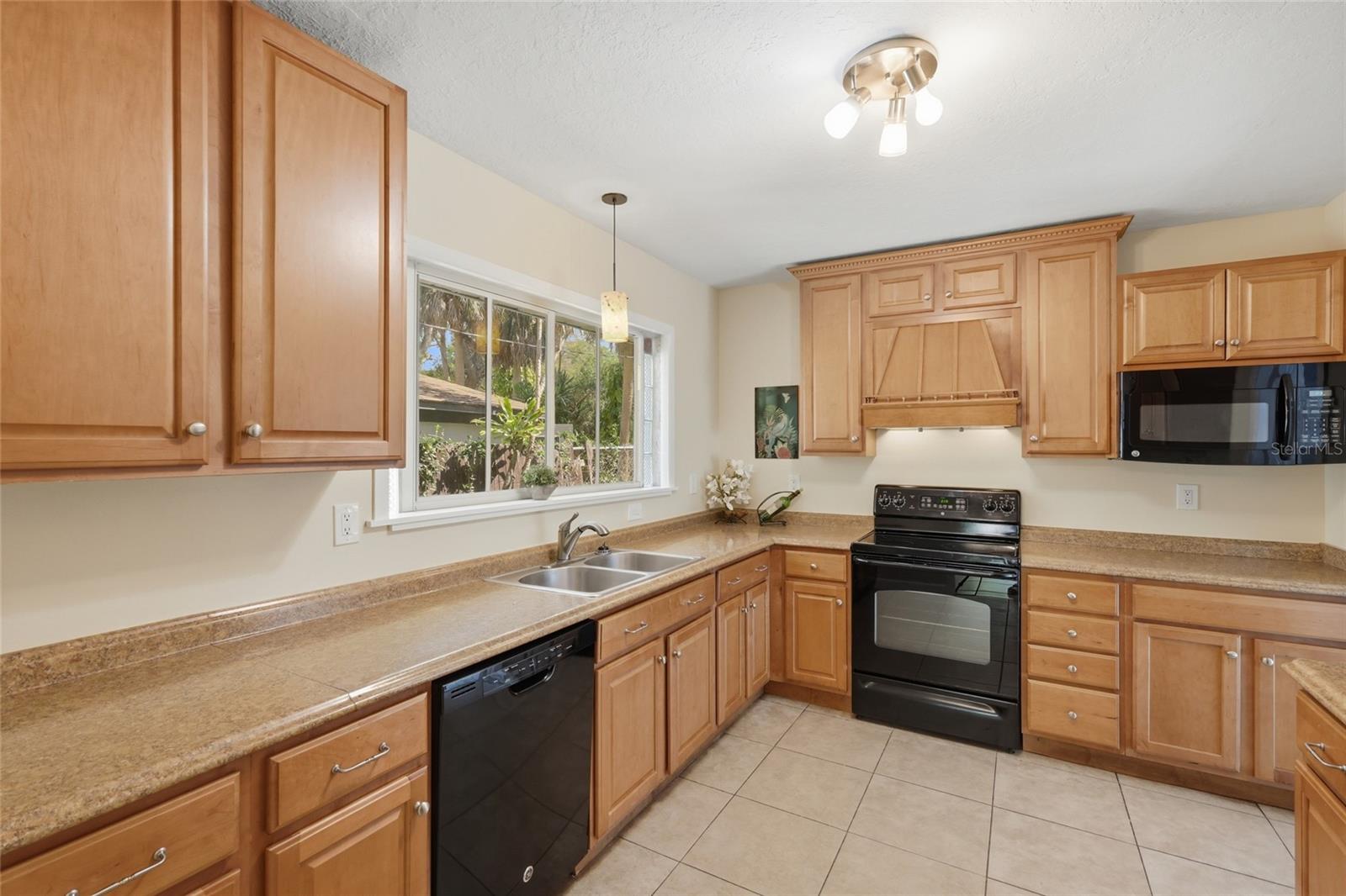 1264 18TH ST, SARASOTA, FL, 34234