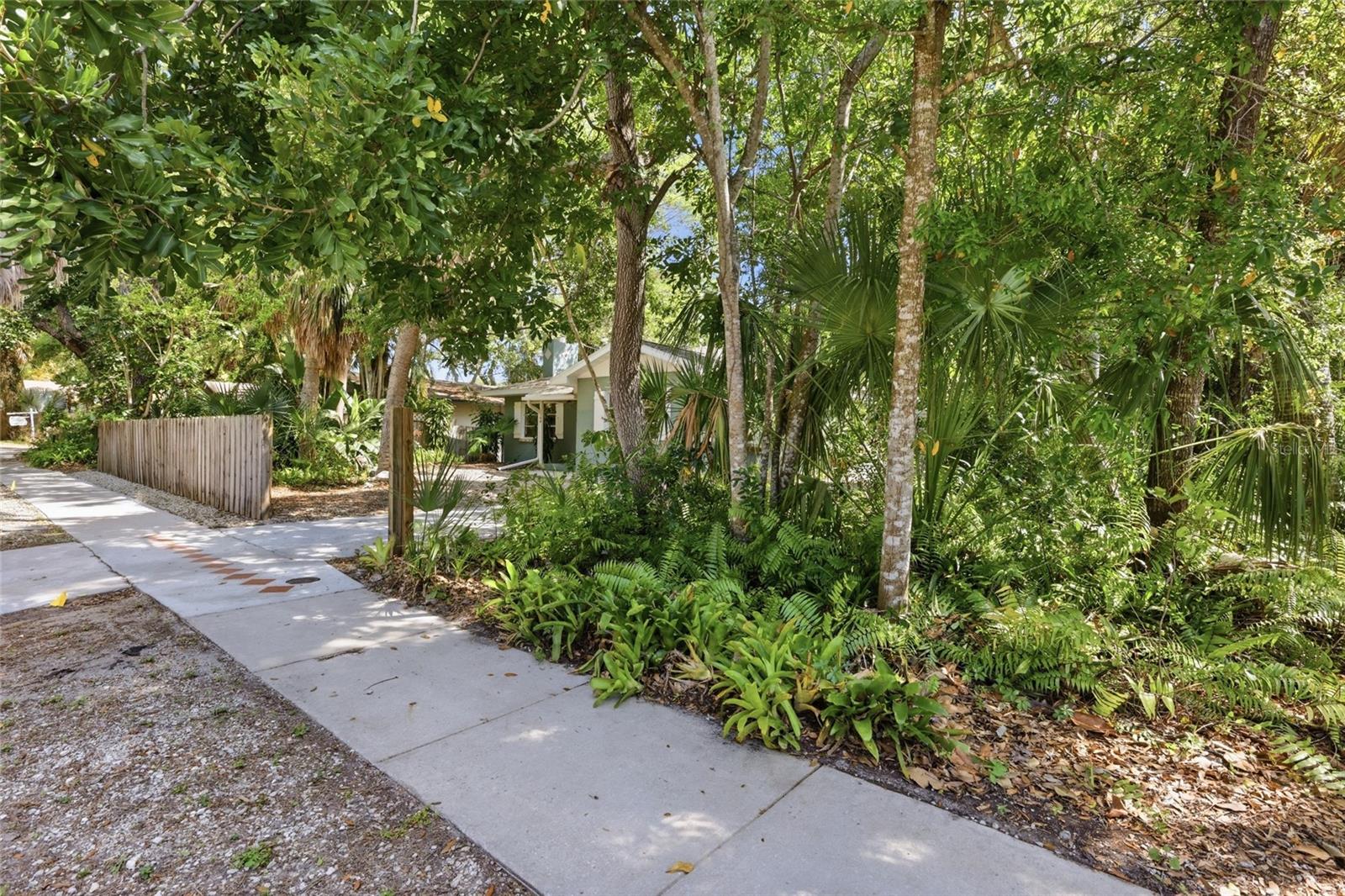 1264 18TH ST, SARASOTA, FL, 34234