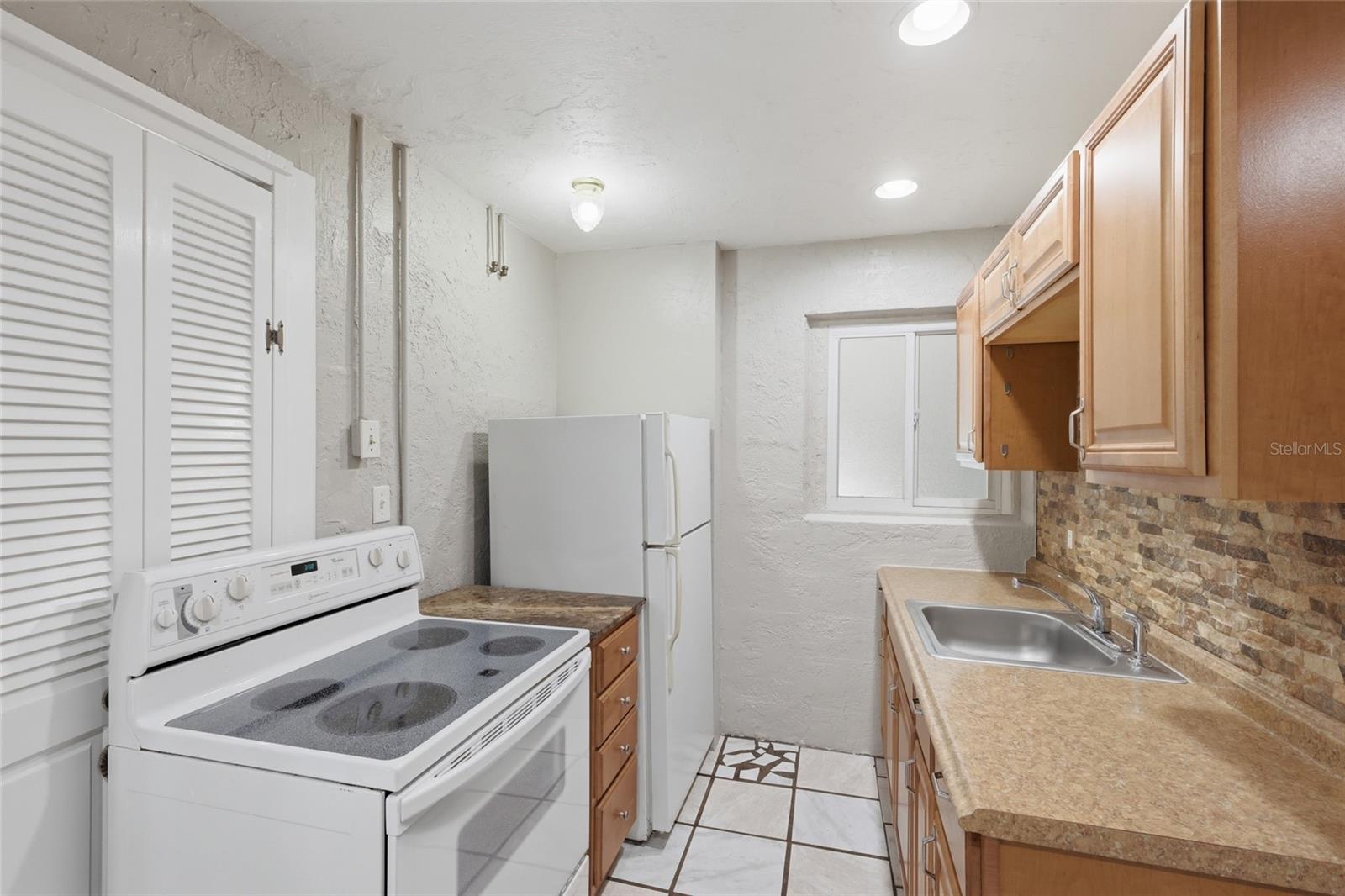 1264 18TH ST, SARASOTA, FL, 34234