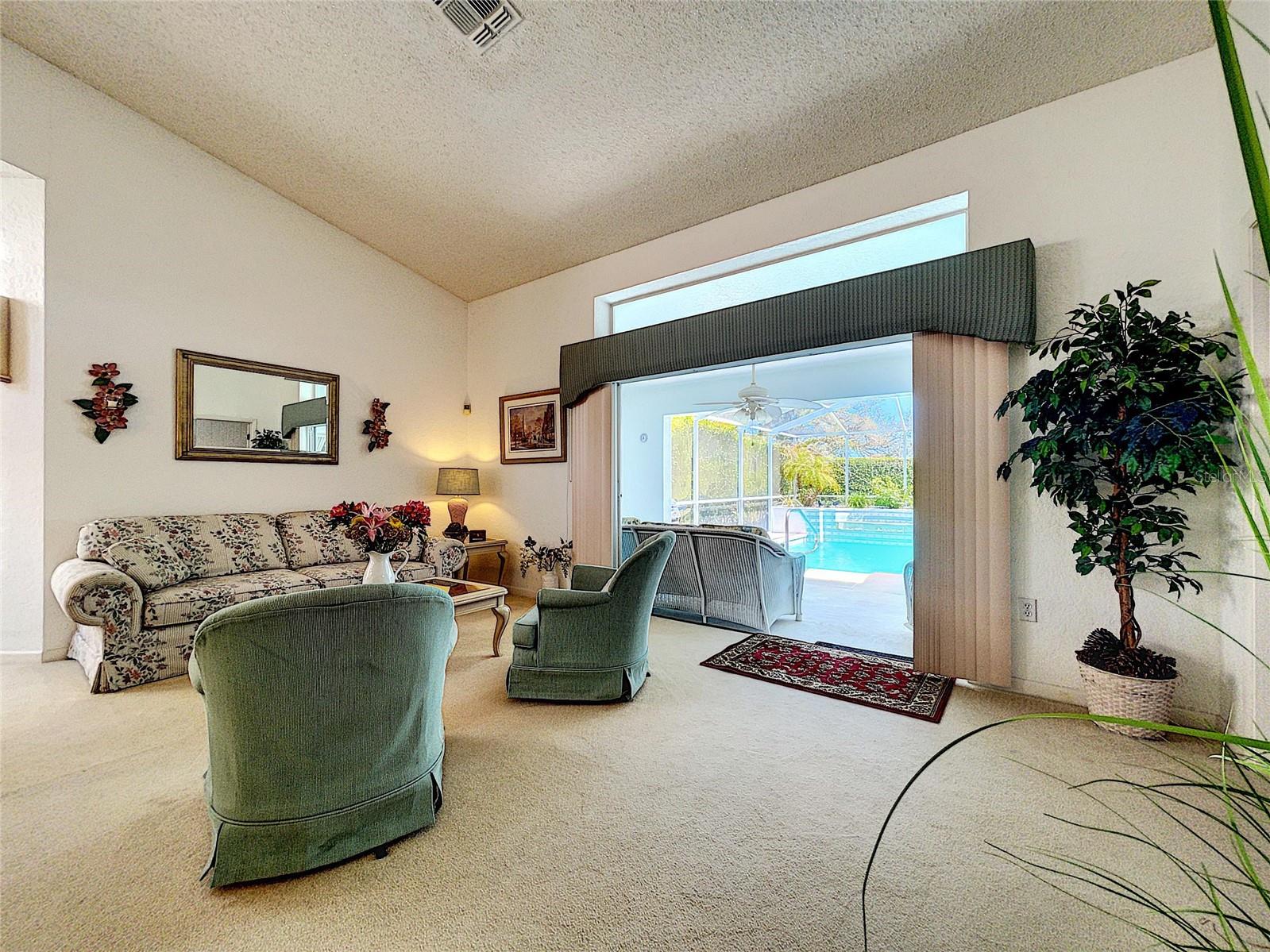 9408 NEW ORLEANS DR, WEEKI WACHEE, FL, 34613