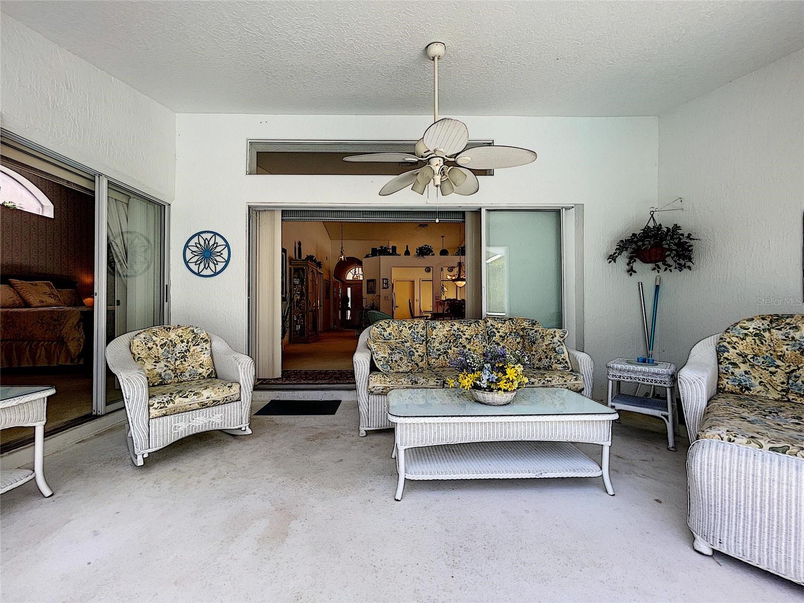 9408 NEW ORLEANS DR, WEEKI WACHEE, FL, 34613