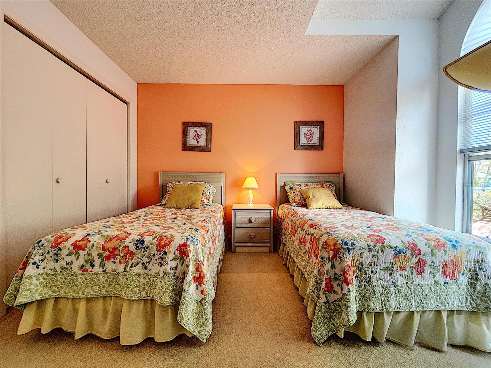 9408 NEW ORLEANS DR, WEEKI WACHEE, FL, 34613