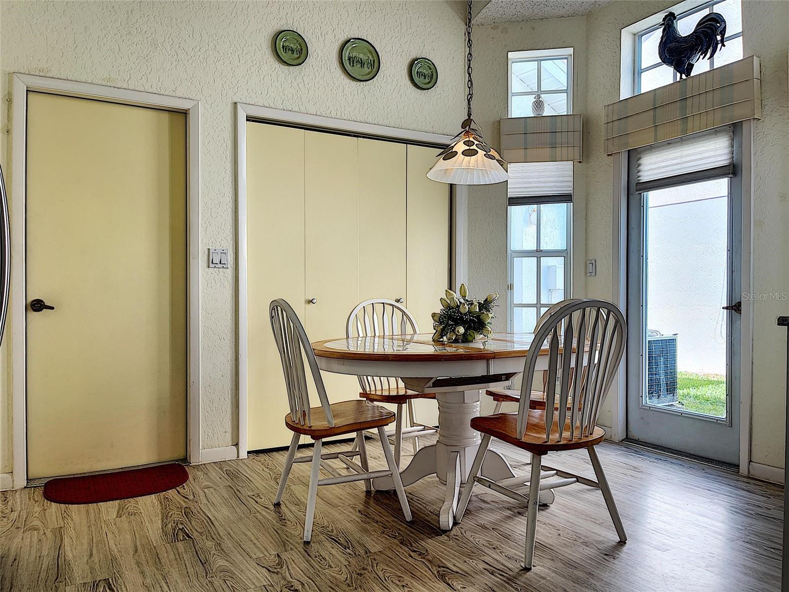 9408 NEW ORLEANS DR, WEEKI WACHEE, FL, 34613