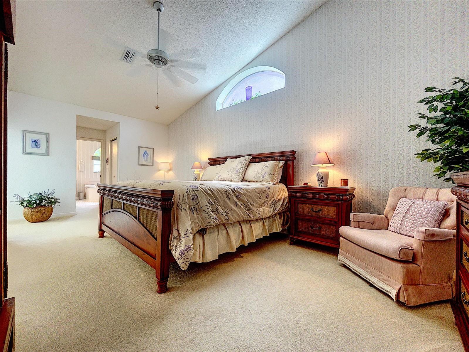 9408 NEW ORLEANS DR, WEEKI WACHEE, FL, 34613