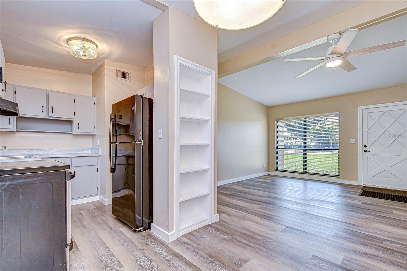 306 E LANGFORD DR, PLANT CITY, FL, 33563