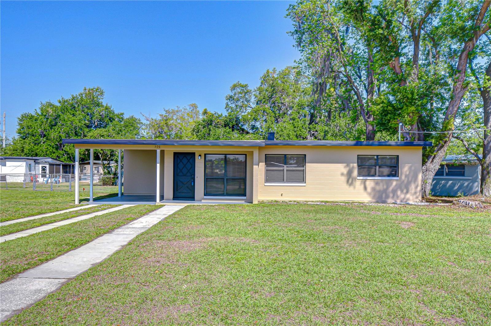 306 E LANGFORD DR, PLANT CITY, FL, 33563