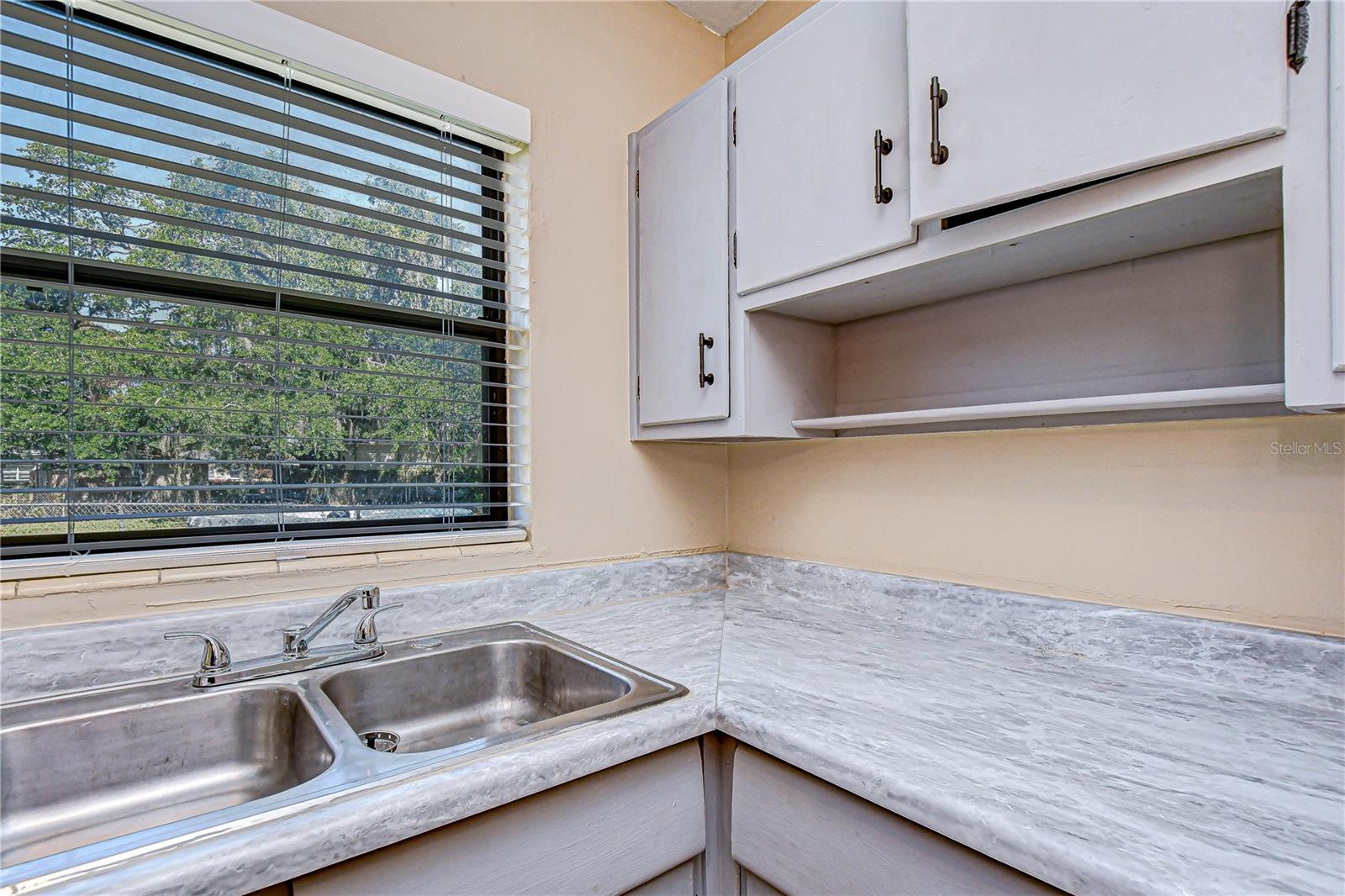306 E LANGFORD DR, PLANT CITY, FL, 33563