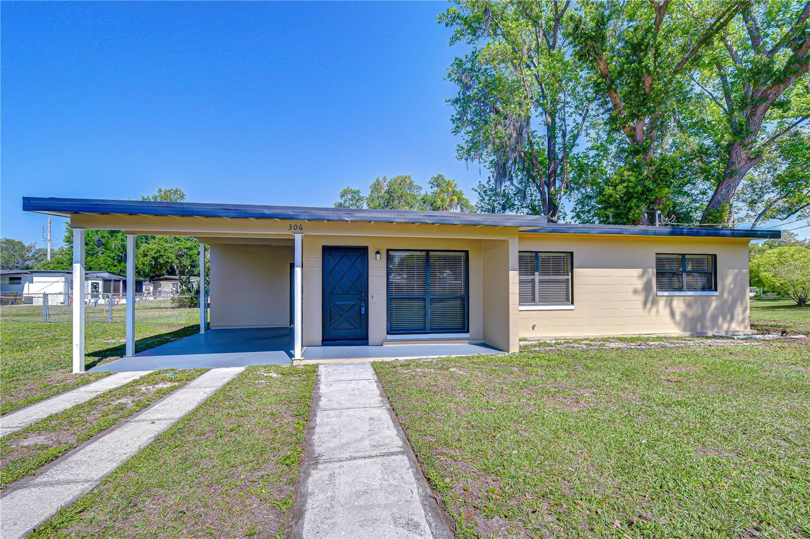 306 E LANGFORD DR, PLANT CITY, FL, 33563
