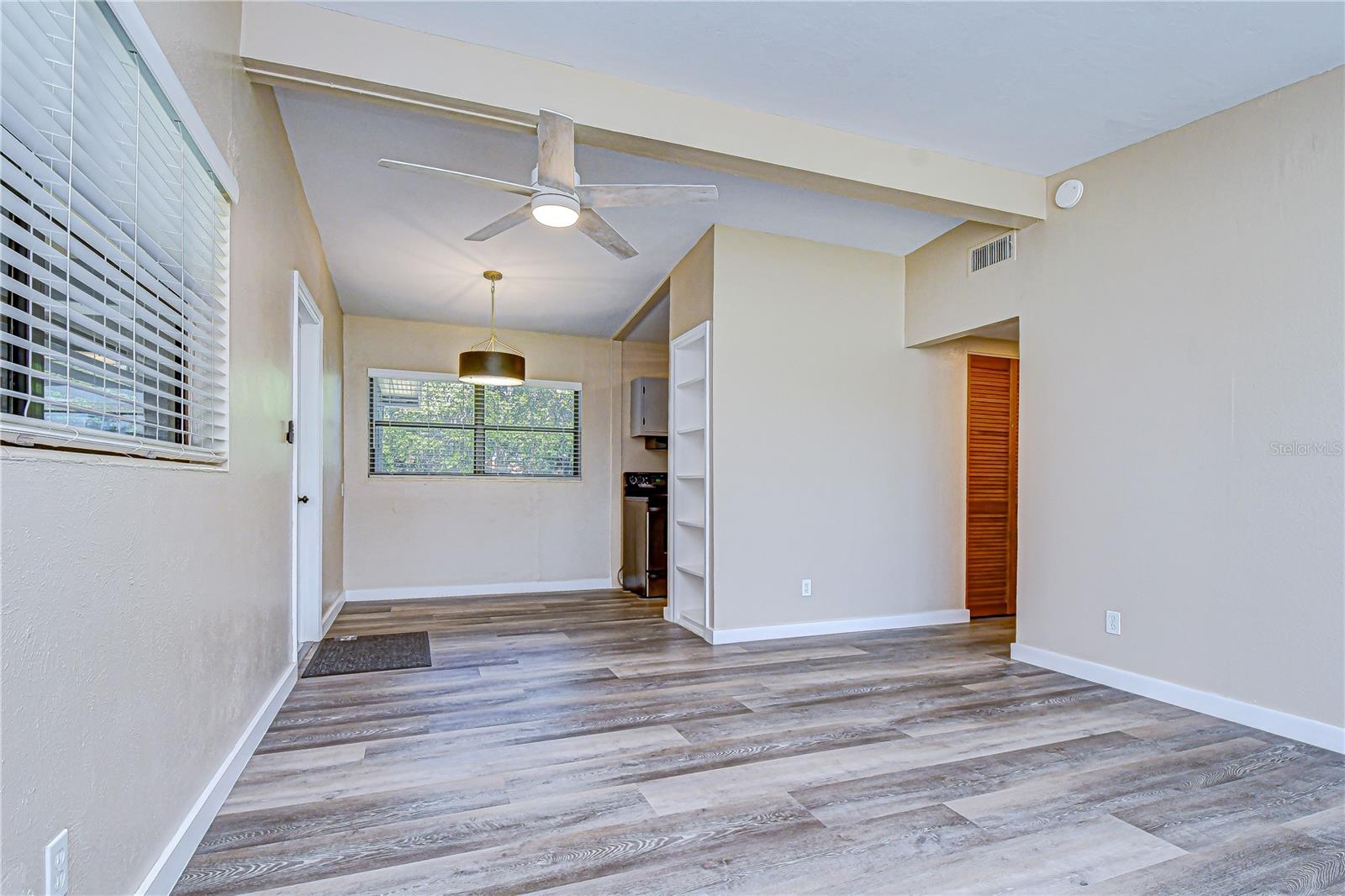 306 E LANGFORD DR, PLANT CITY, FL, 33563