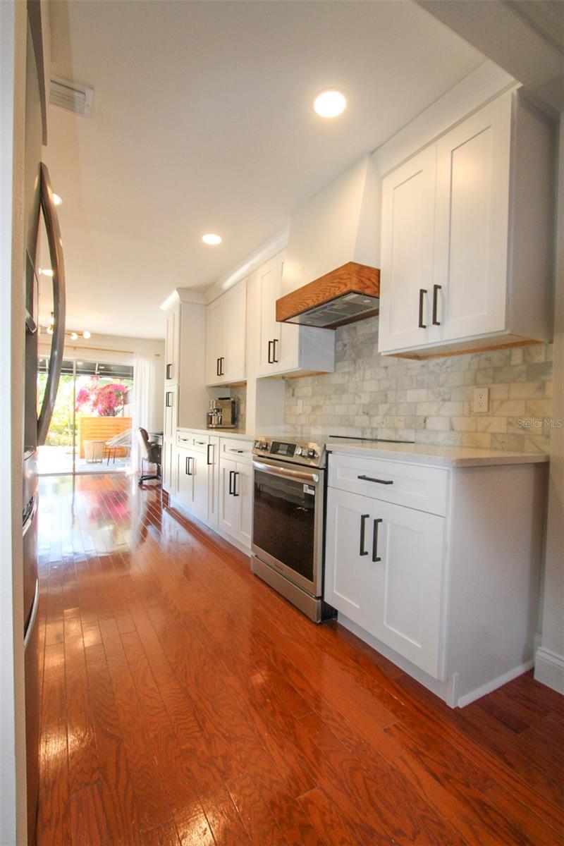4518 W GRAY ST, TAMPA, FL, 33609