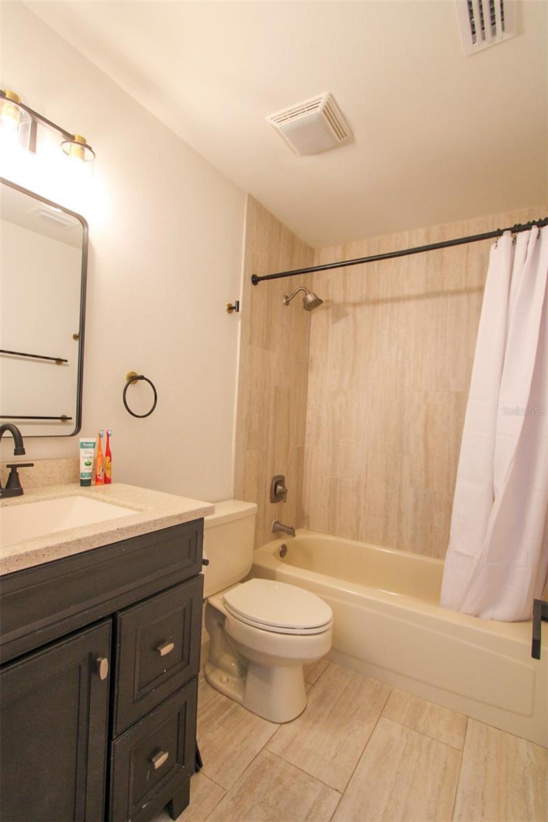 4518 W GRAY ST, TAMPA, FL, 33609