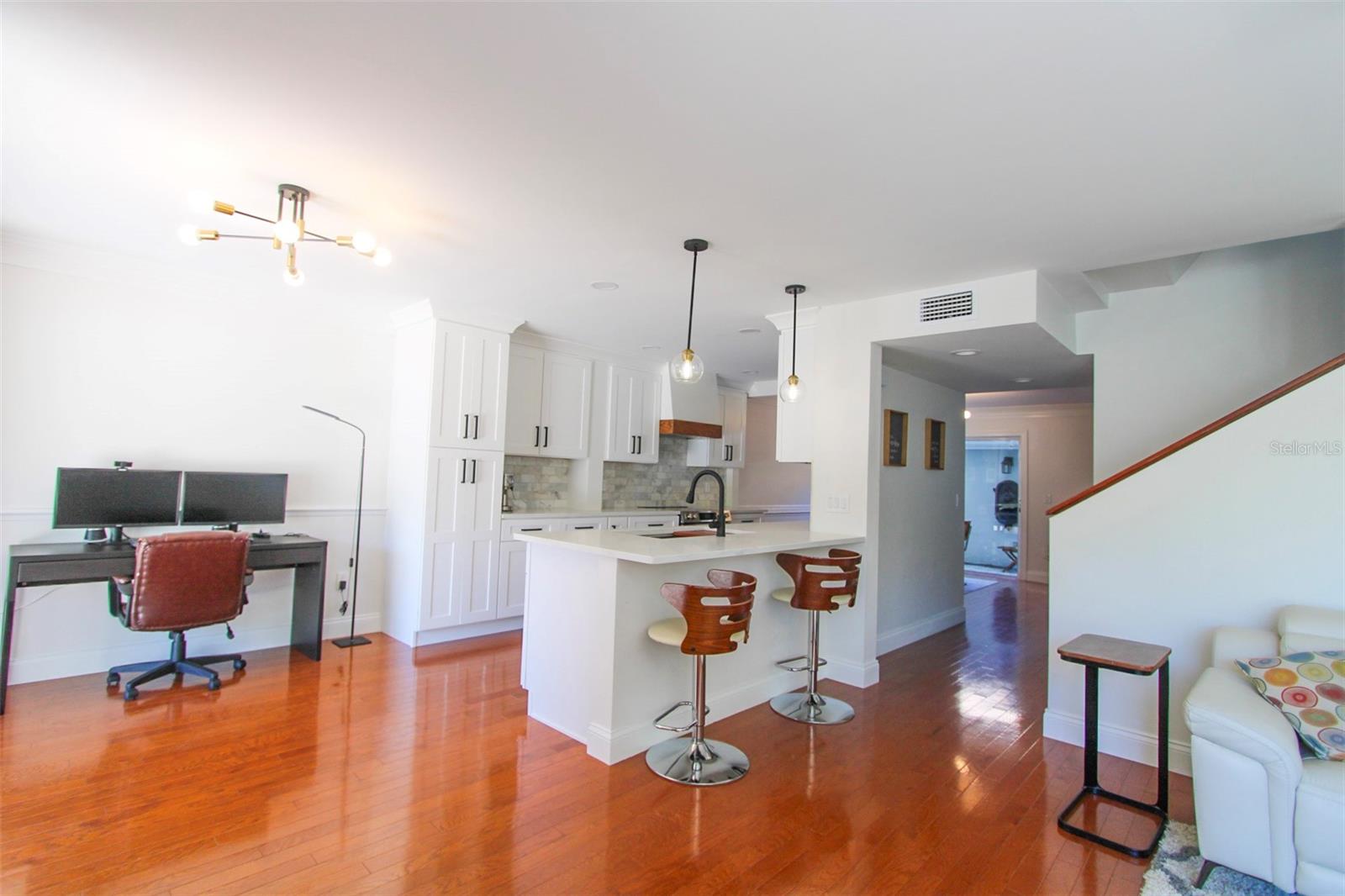 4518 W GRAY ST, TAMPA, FL, 33609