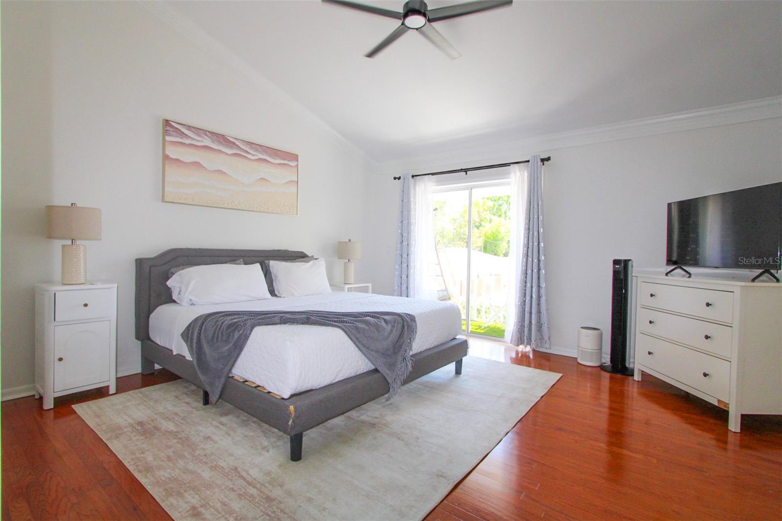 4518 W GRAY ST, TAMPA, FL, 33609