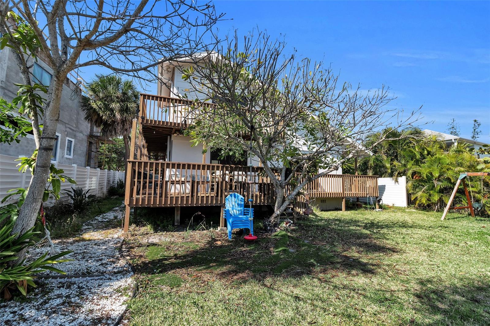 1040 SYLVAN DR, SARASOTA, FL, 34234