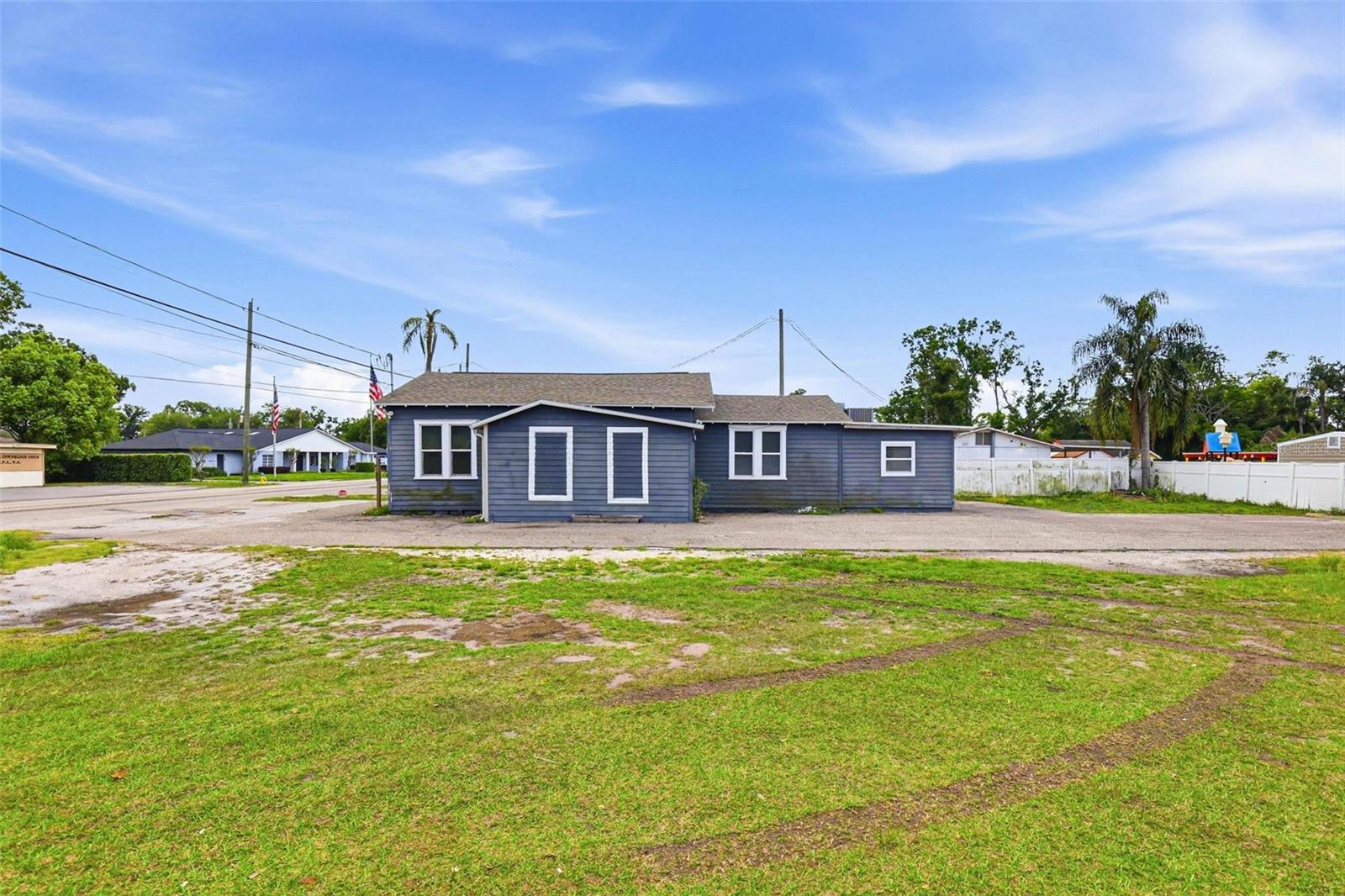 6708 N HIMES AVE, TAMPA, FL, 33614