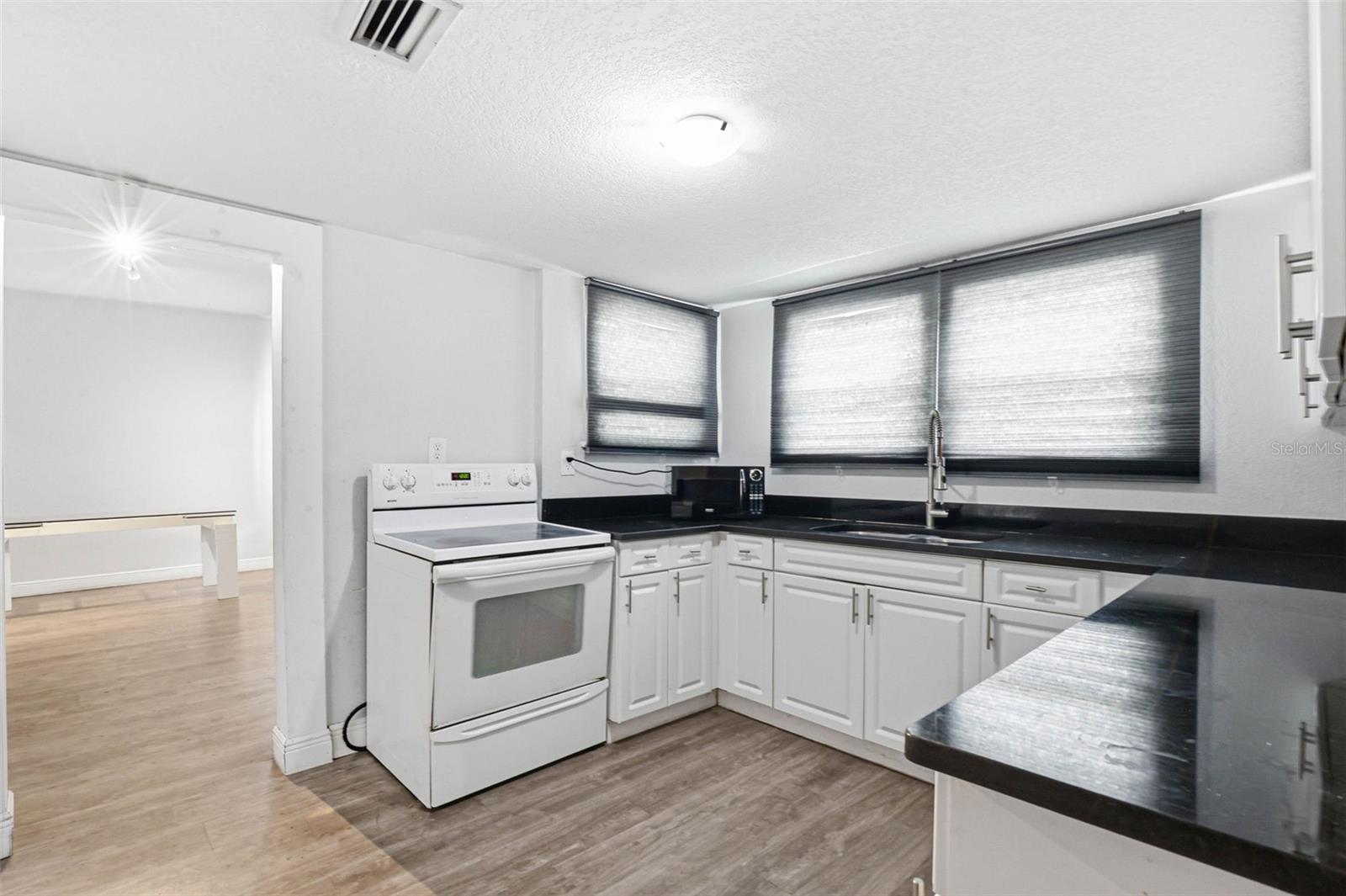 6708 N HIMES AVE, TAMPA, FL, 33614
