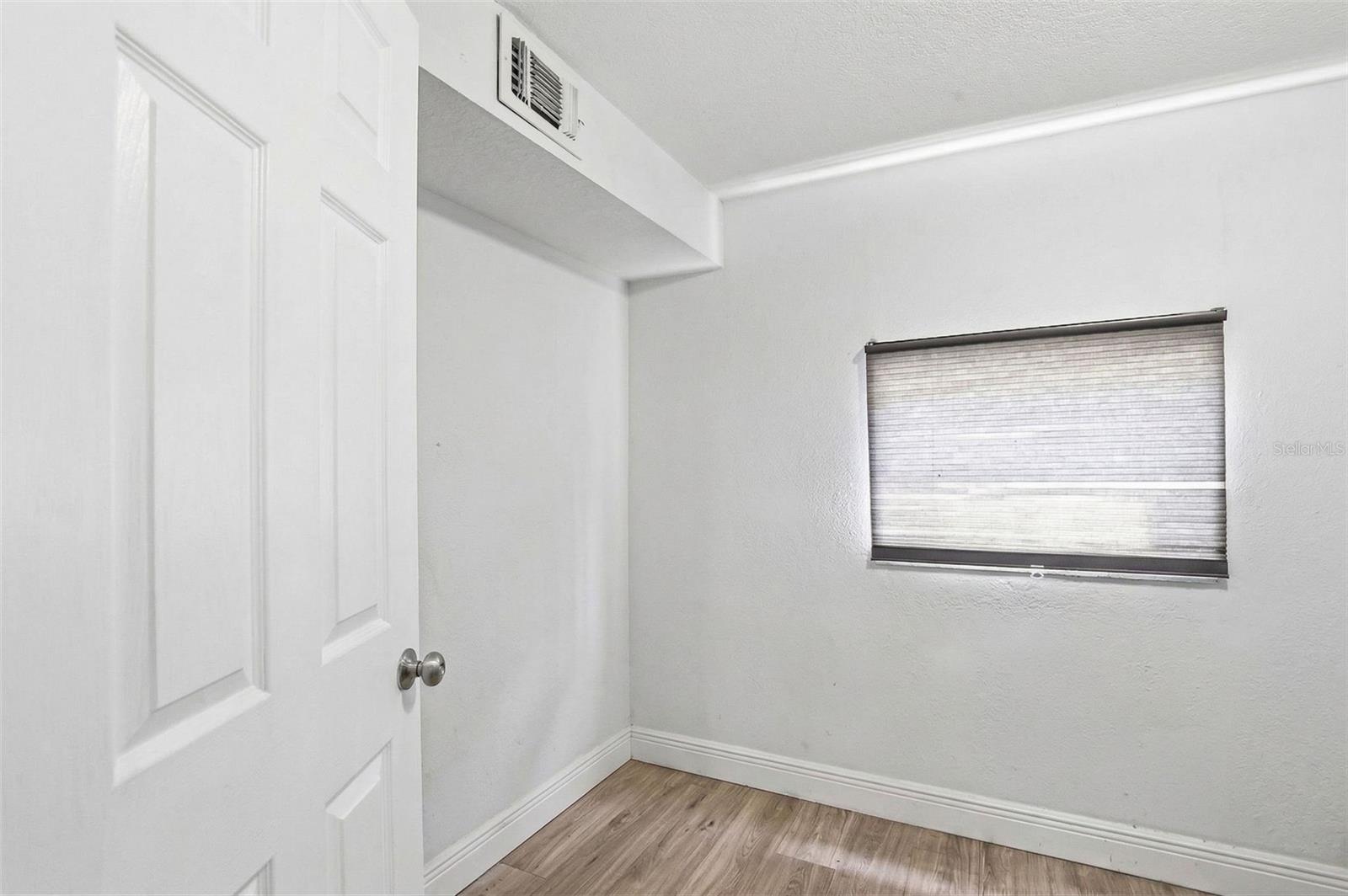 6708 N HIMES AVE, TAMPA, FL, 33614