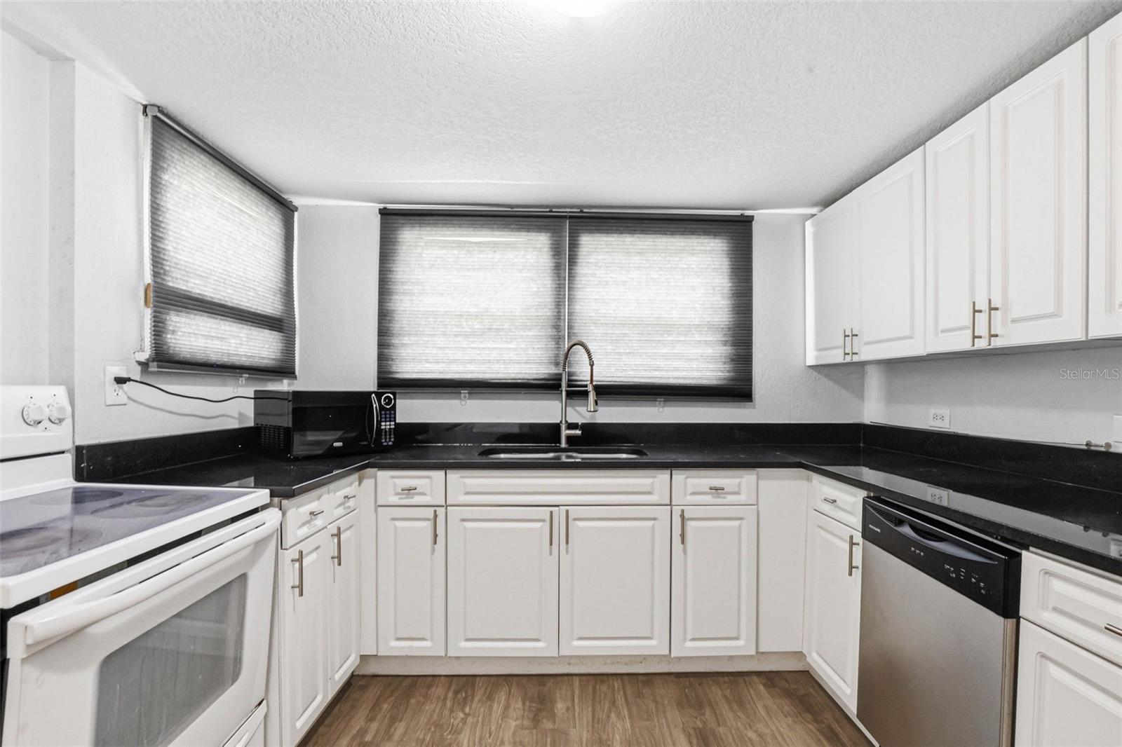 6708 N HIMES AVE, TAMPA, FL, 33614