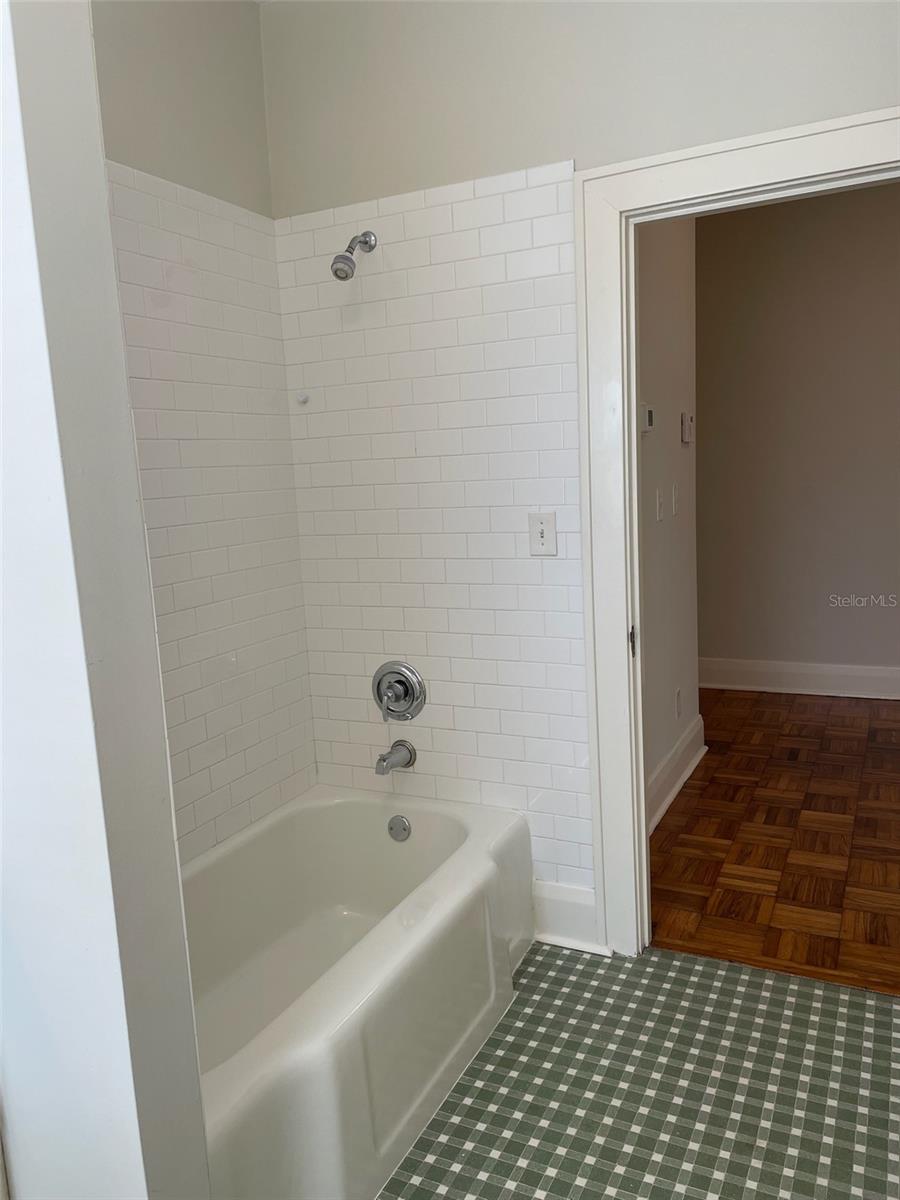 1806 W MORRISON AVE #4, TAMPA, FL, 33606