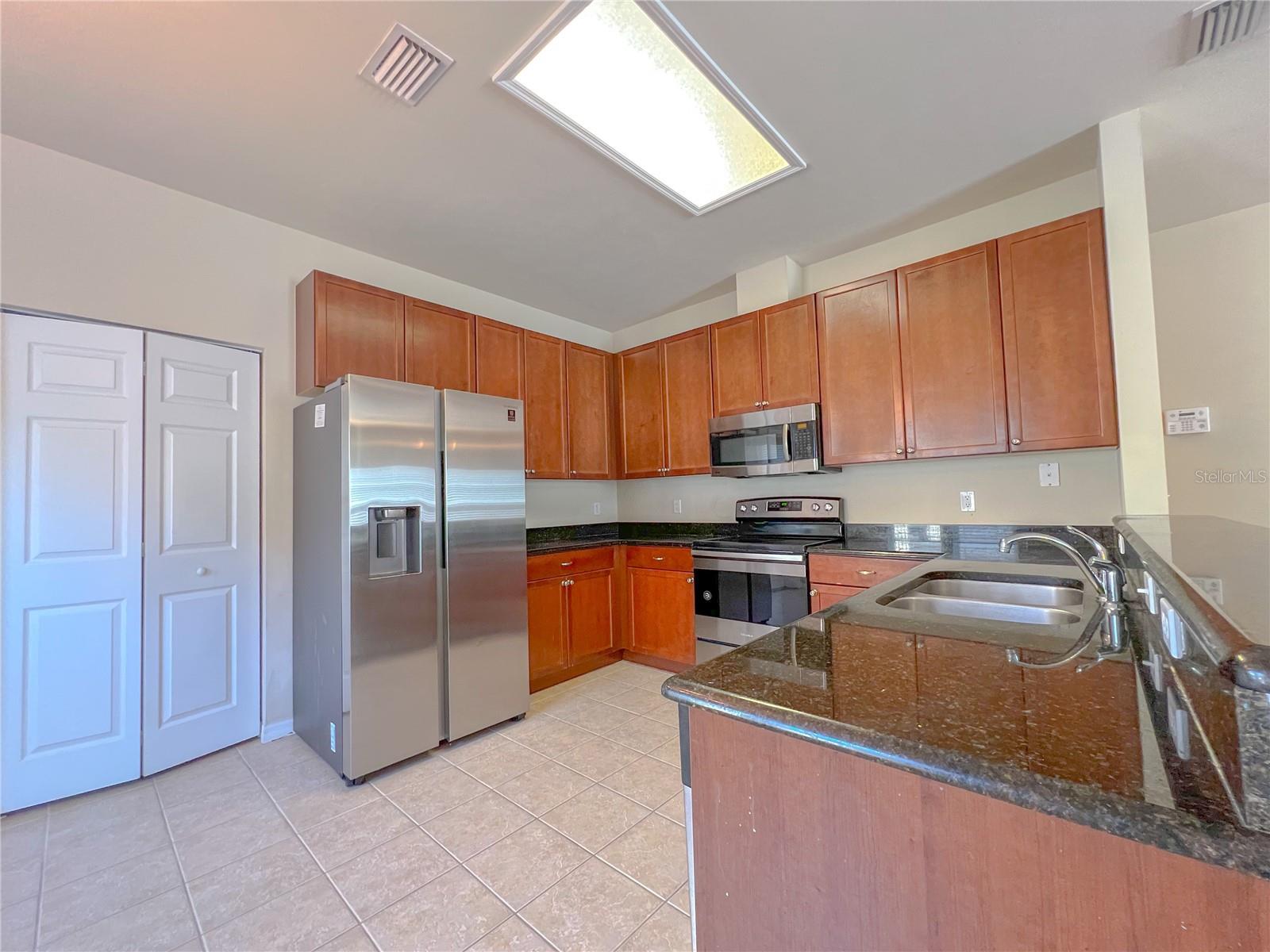 8166 SW 74TH LN, GAINESVILLE, FL, 32608