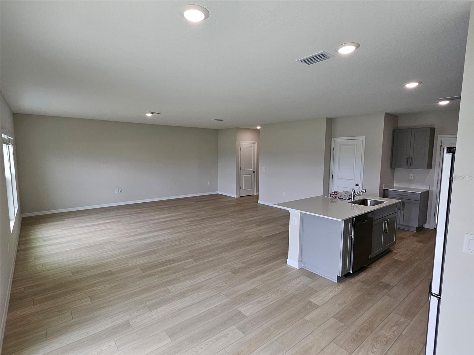 37327 SAGEMOOR DRIVE, ZEPHYRHILLS, FL, 33541