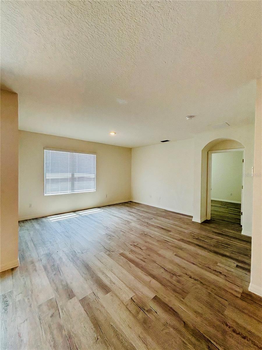 352 ALEXZANDER WAY, WINTER HAVEN, FL, 33881