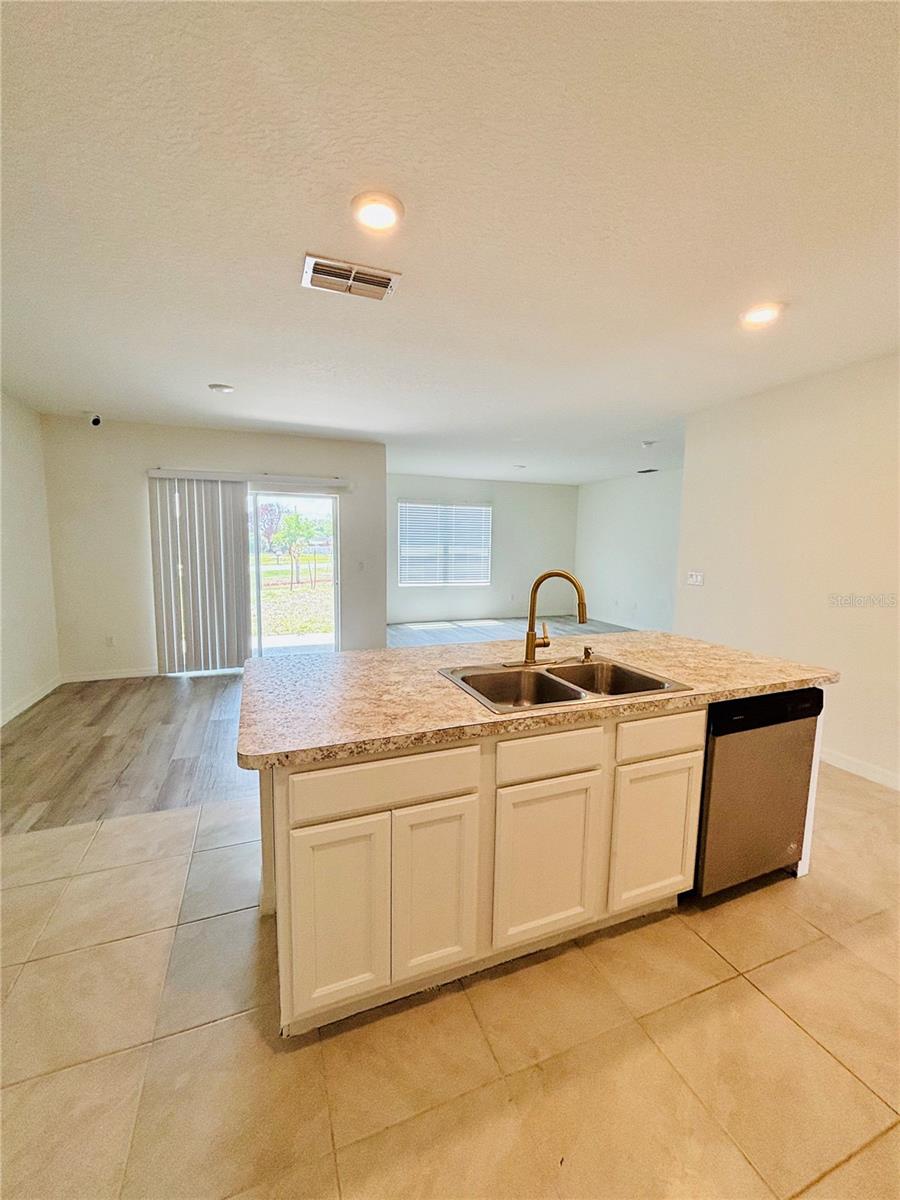 352 ALEXZANDER WAY, WINTER HAVEN, FL, 33881