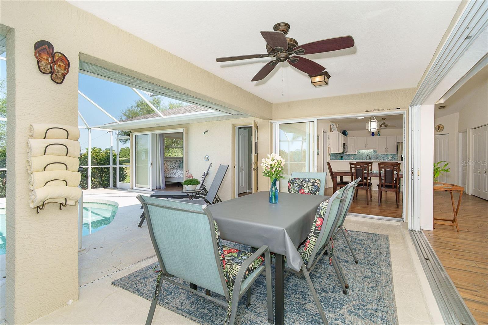 920 ROTONDA CIR, ROTONDA WEST, FL, 33947