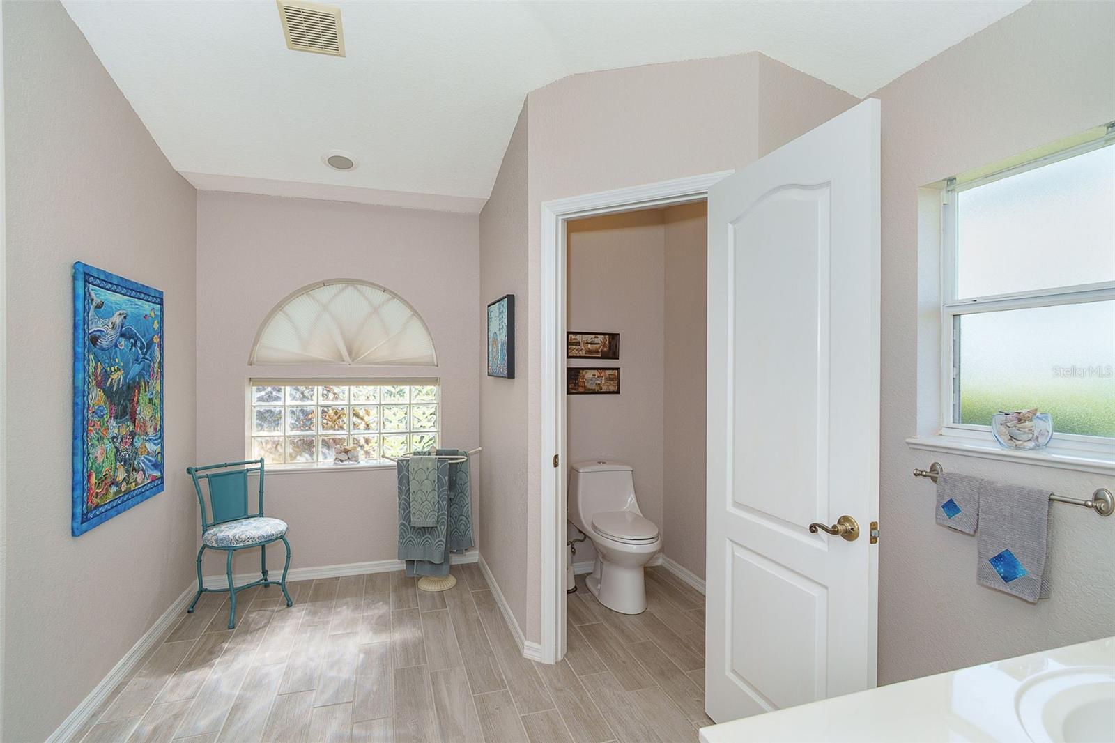 920 ROTONDA CIR, ROTONDA WEST, FL, 33947