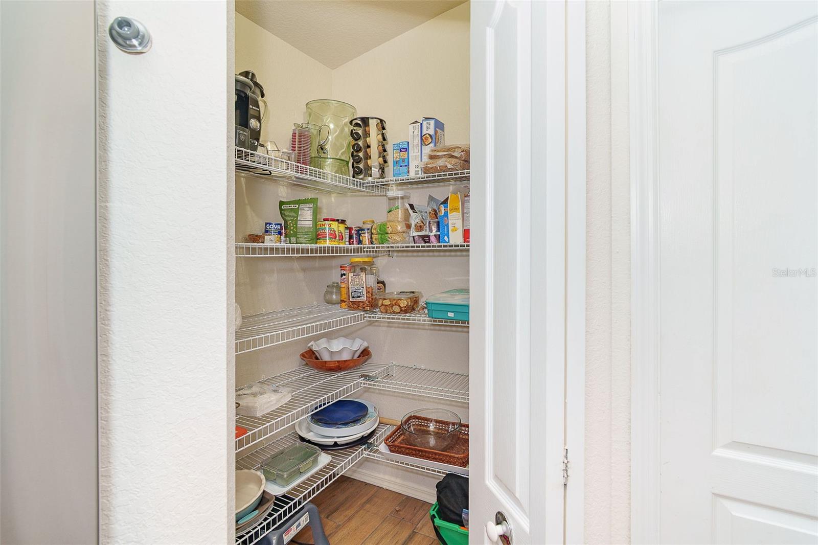 920 ROTONDA CIR, ROTONDA WEST, FL, 33947