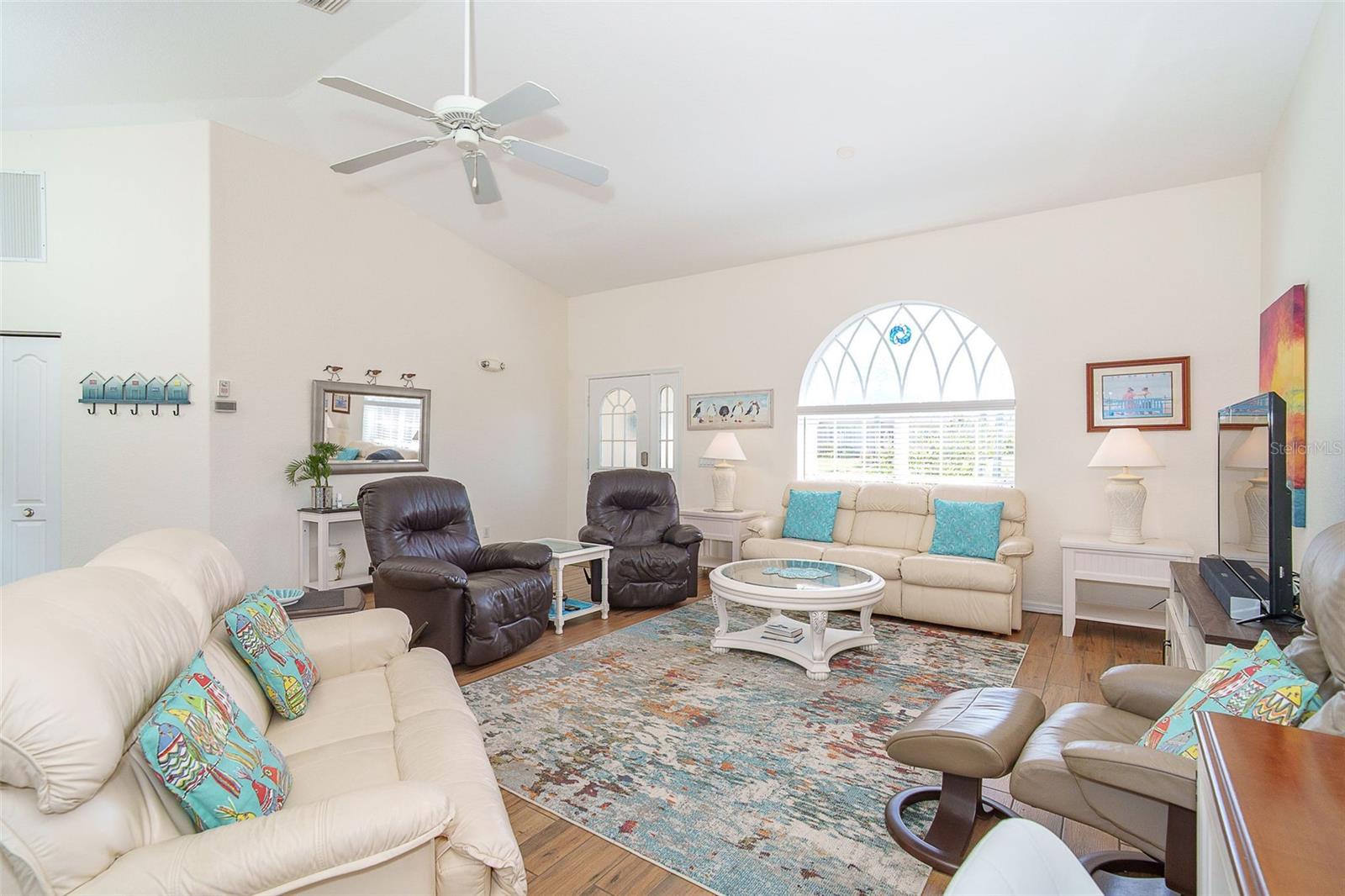 920 ROTONDA CIR, ROTONDA WEST, FL, 33947
