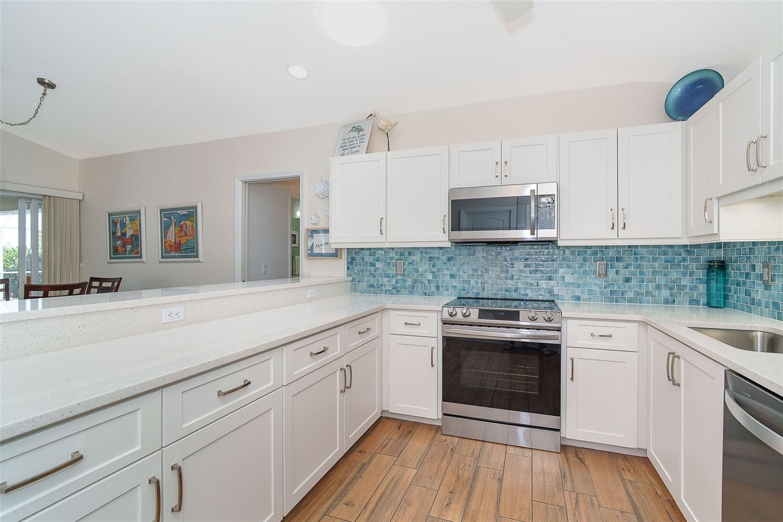 920 ROTONDA CIR, ROTONDA WEST, FL, 33947