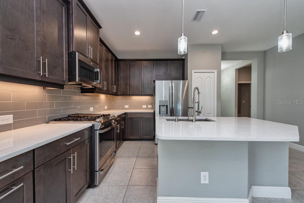 4311 STAR APPLE TER, BRADENTON, FL, 34203