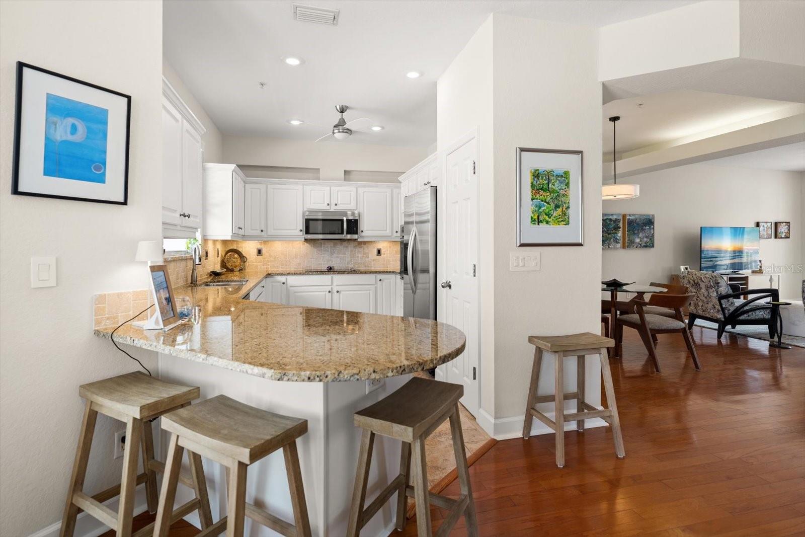 103 SHOALS CIR, NORTH REDINGTON BEACH, FL, 33708
