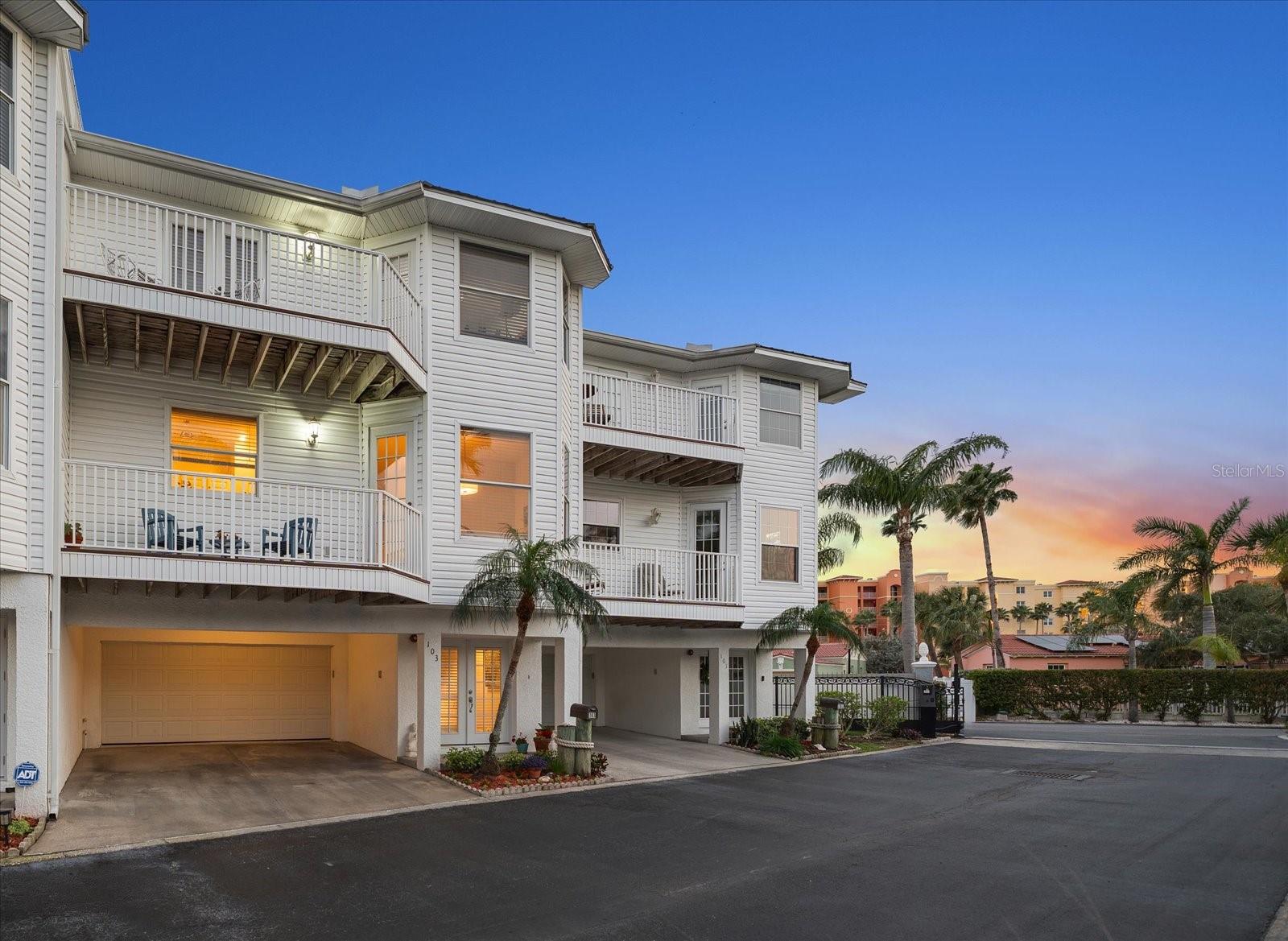 103 SHOALS CIR, NORTH REDINGTON BEACH, FL, 33708