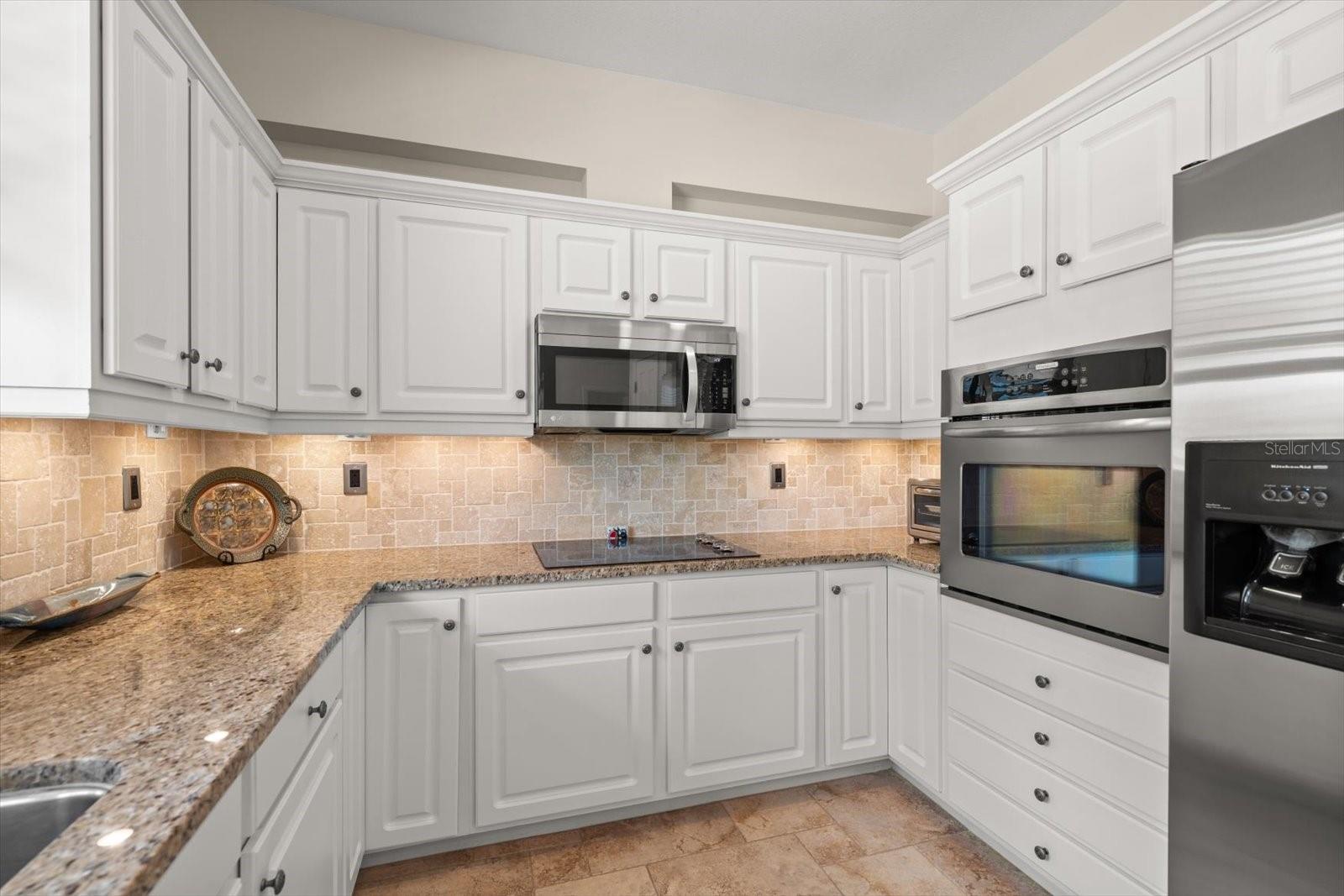 103 SHOALS CIR, NORTH REDINGTON BEACH, FL, 33708
